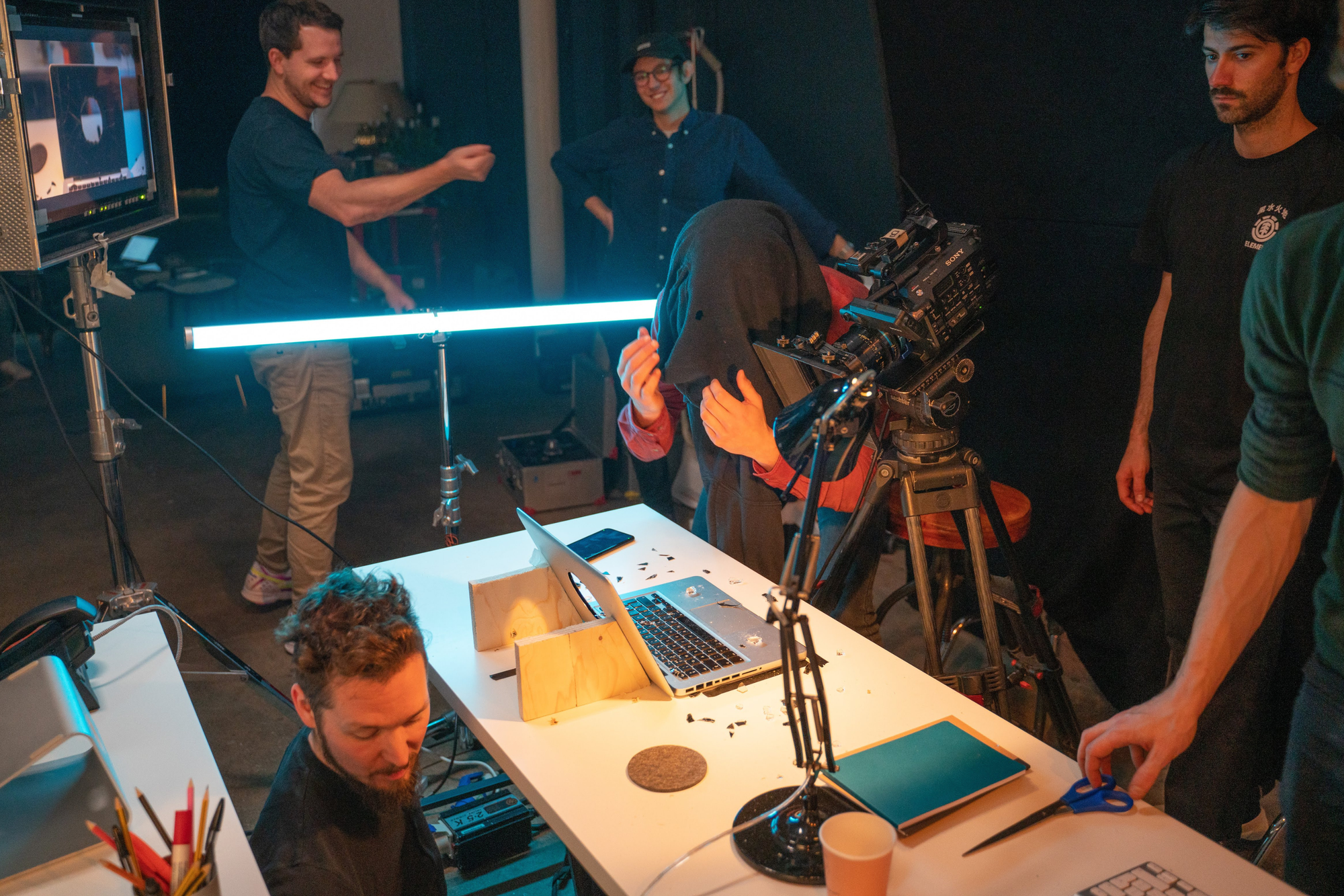 Launch Advert, Behind The Scenes