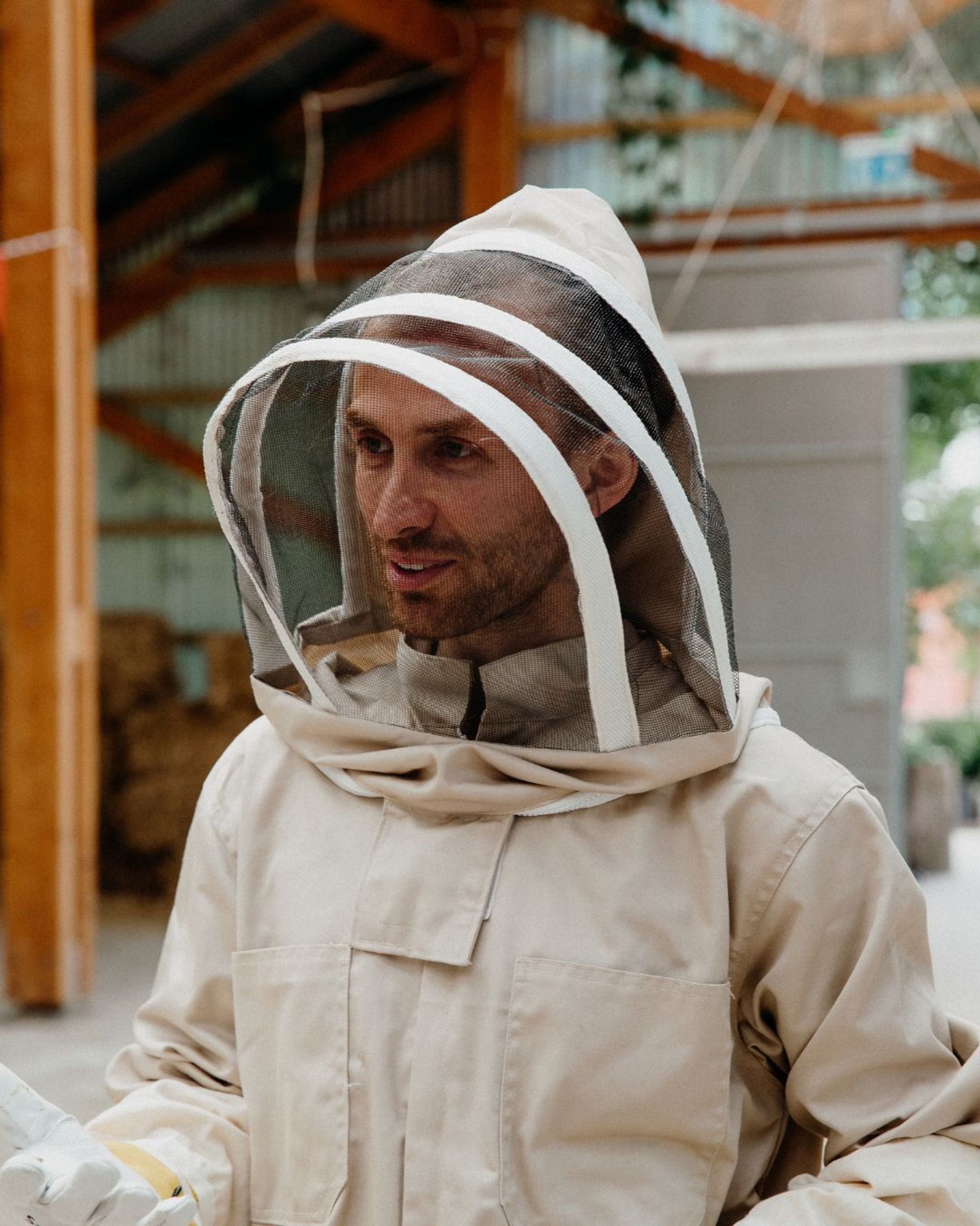 Ali Alzein, Bees & Refugees x Gramafilm