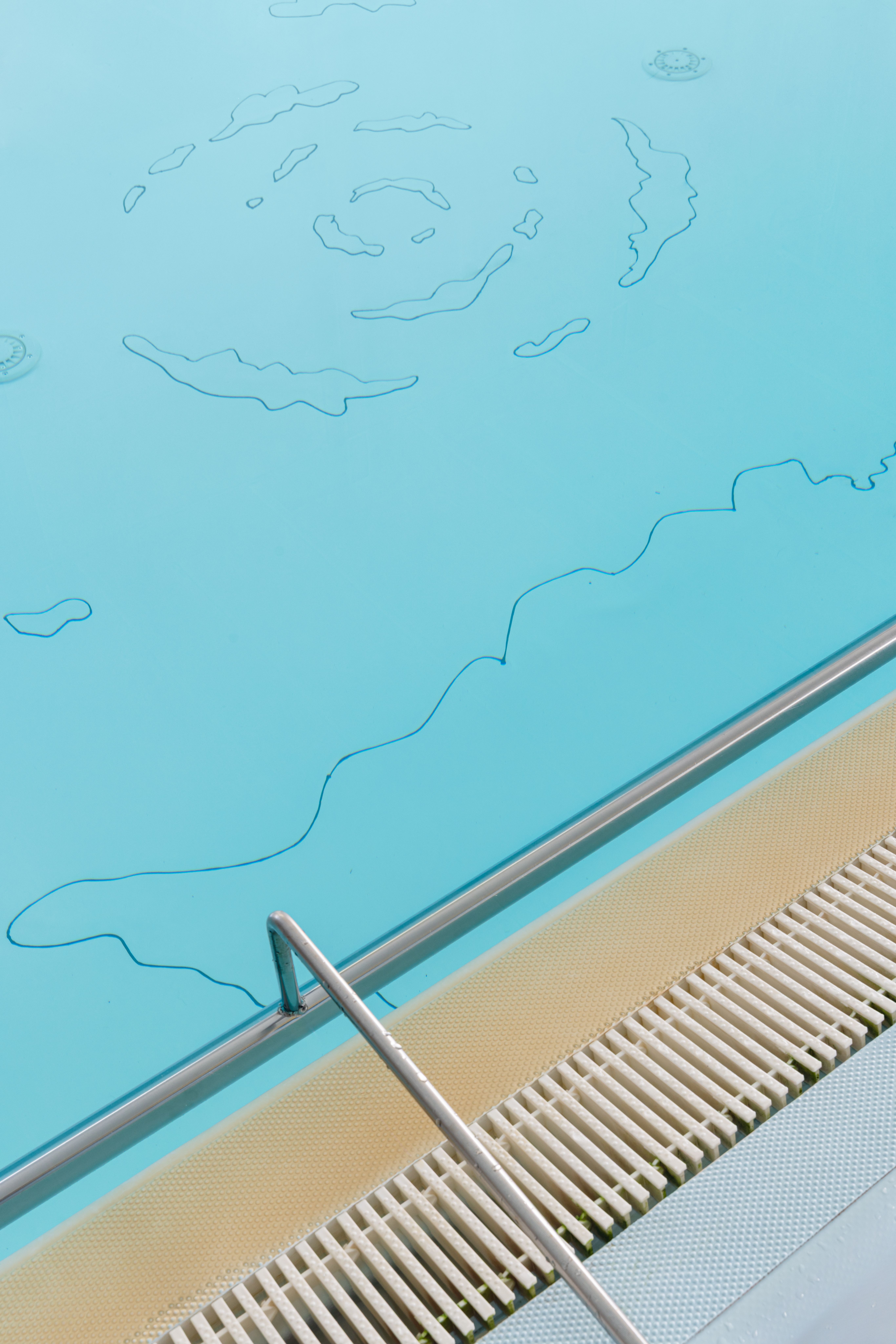 Infinite fall (floating)