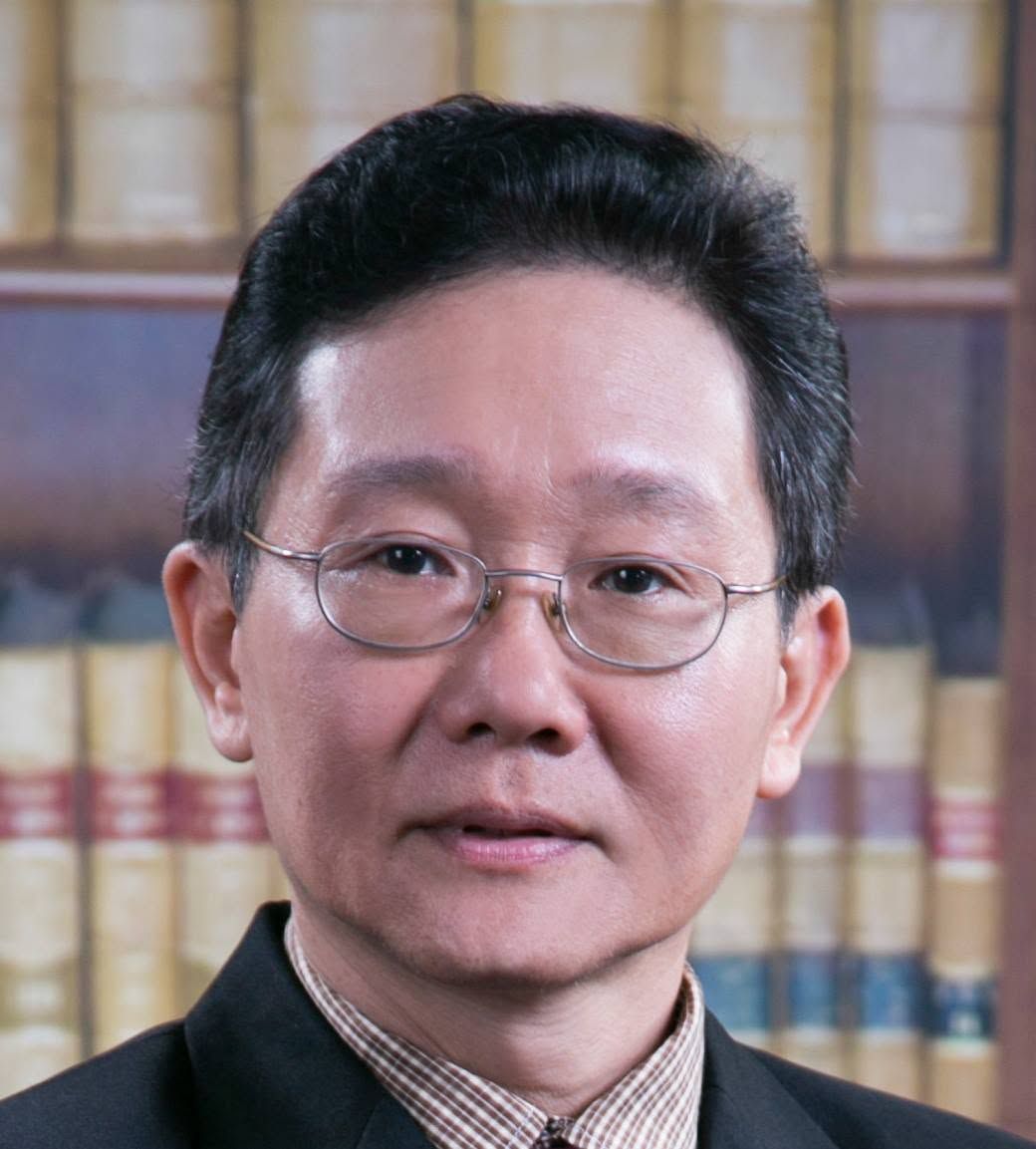 Portrait photo of Mr Kong