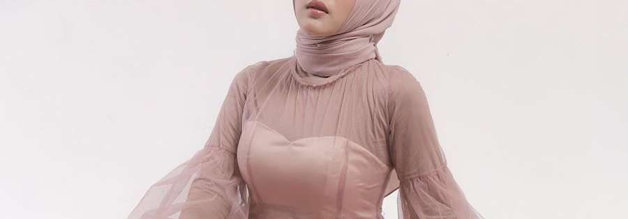 Putri Delina