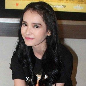 Adila Fitri