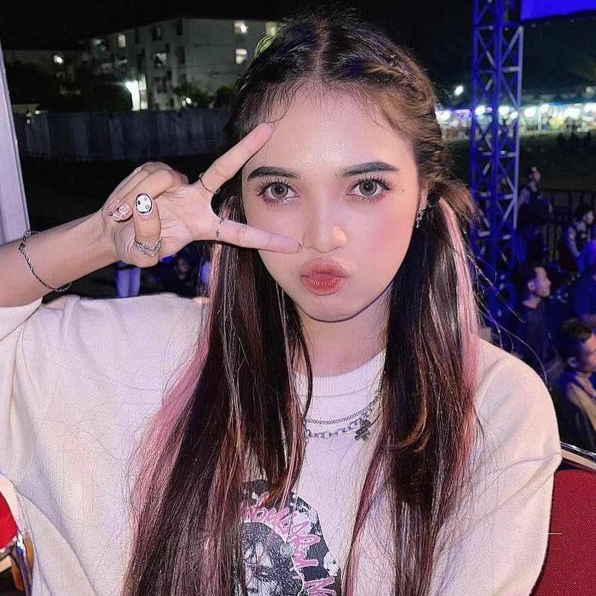 Putri Kristya