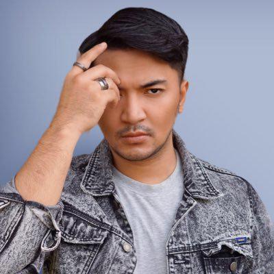 Ihsan Tarore