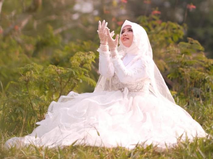 roro fitria