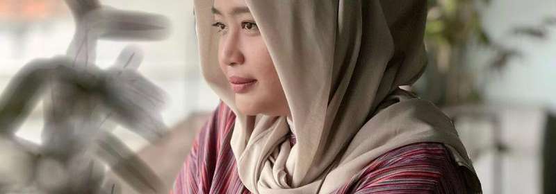 Tya Subiakto
