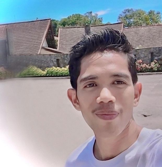 Henry Manullang