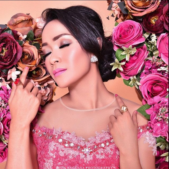 Tika Zeins
