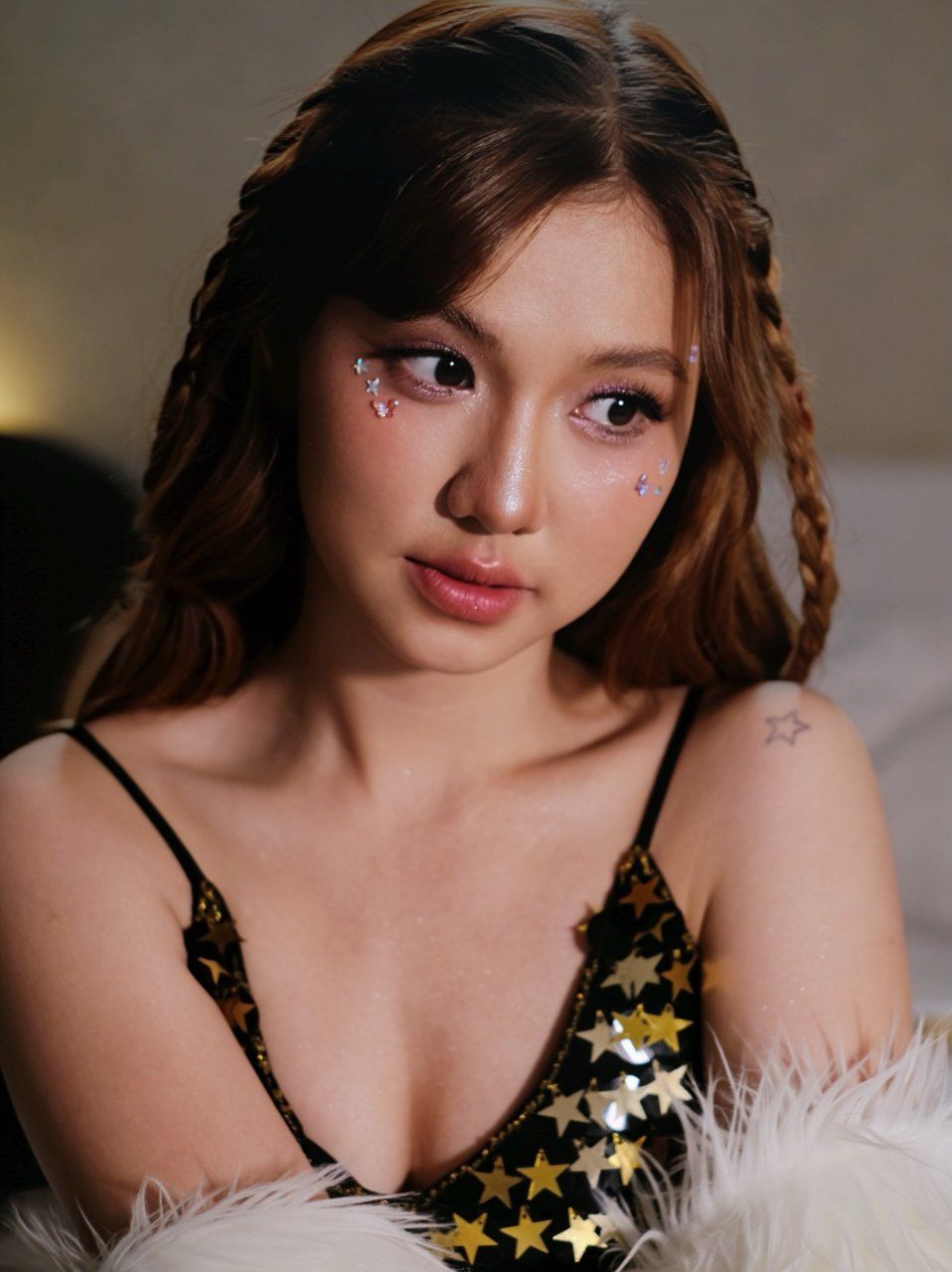 Leona Zhen