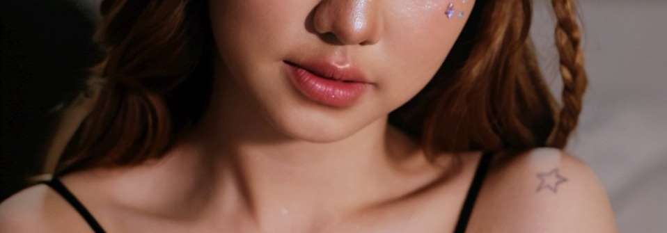 Leona Zhen