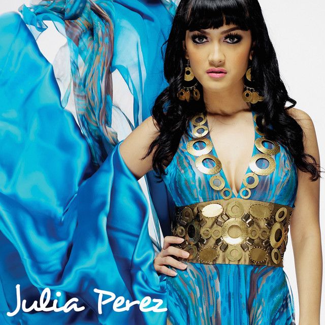 Julia Perez
