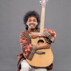 Bukan Satu Lagu, Kini Empat Sekaligus: Bagaimana Raim Laode Kuasai Top 20 Spotify
