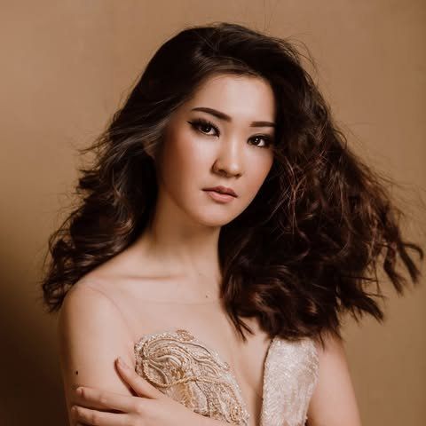 Desy Huang