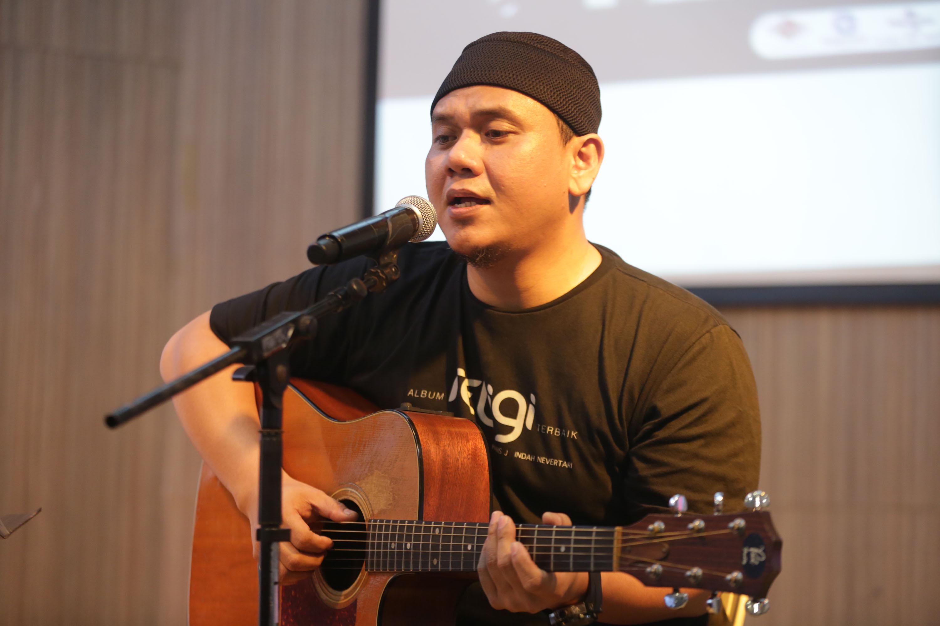 Fadly Padi