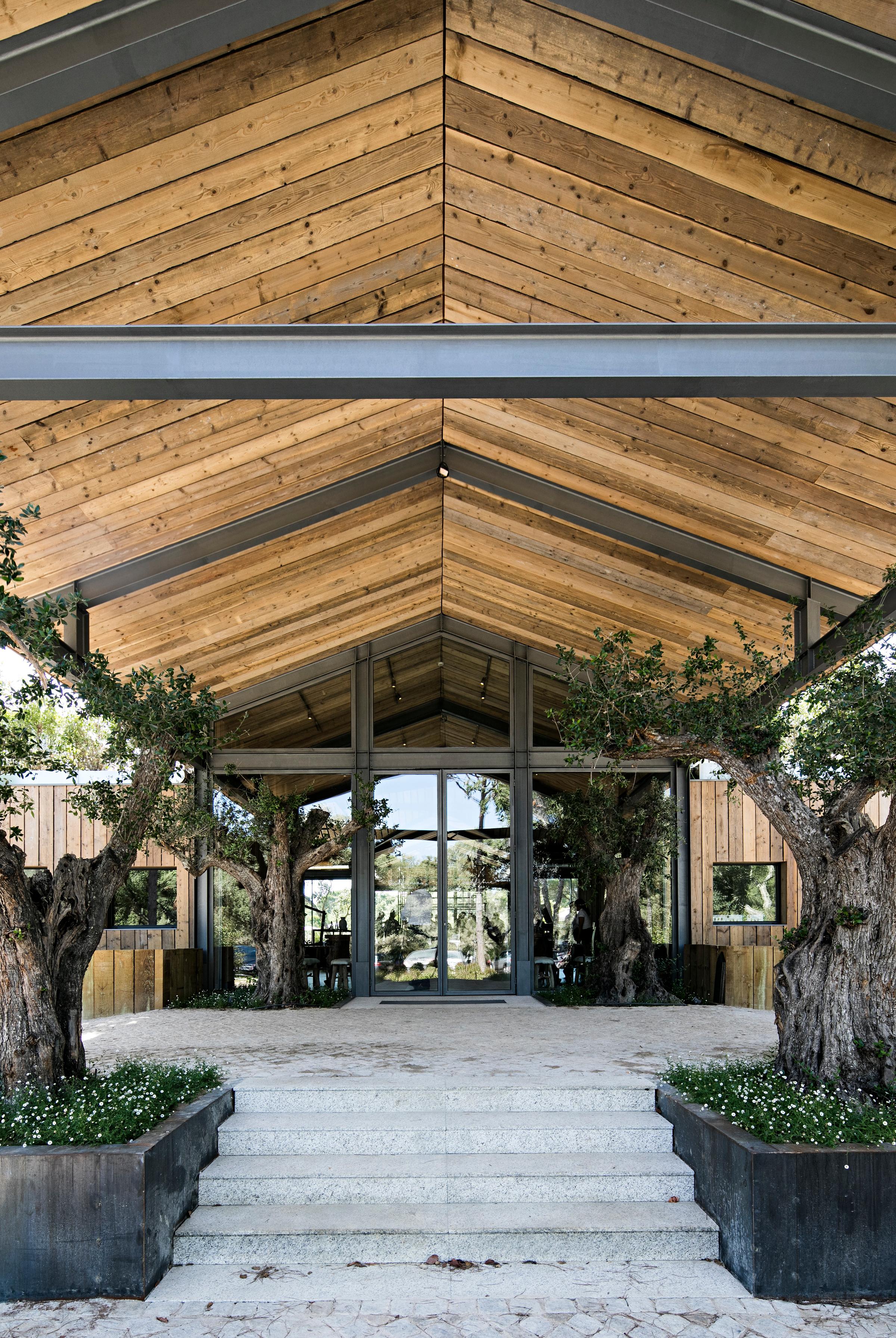 Unwind and recharge surrounded by lush landscapes and sophisticated simplicity at Sublime Comporta.