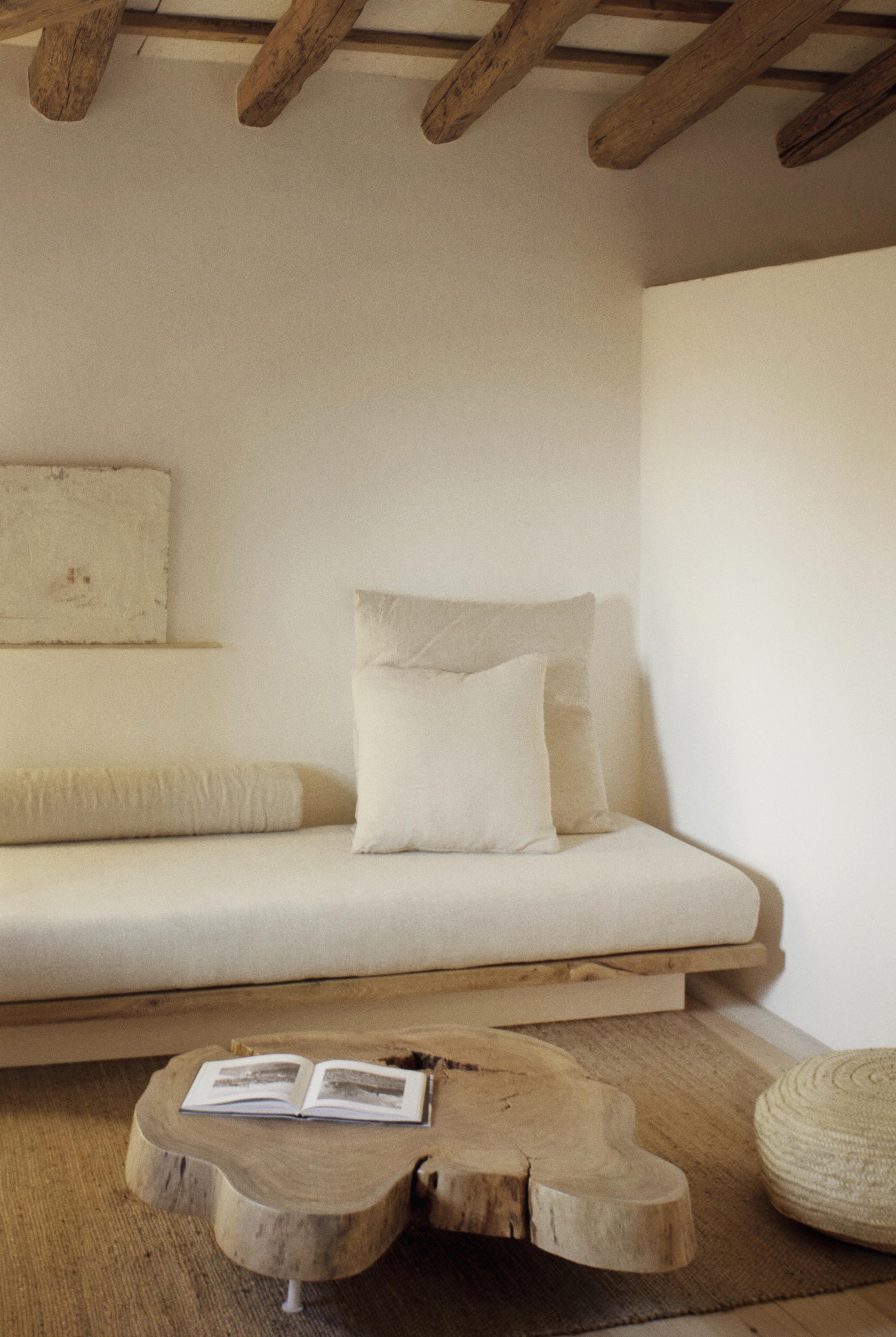 Step into tranquility with the Possessió Suite—featuring refined interiors and a peaceful ambiance designed for ultimate relaxation.