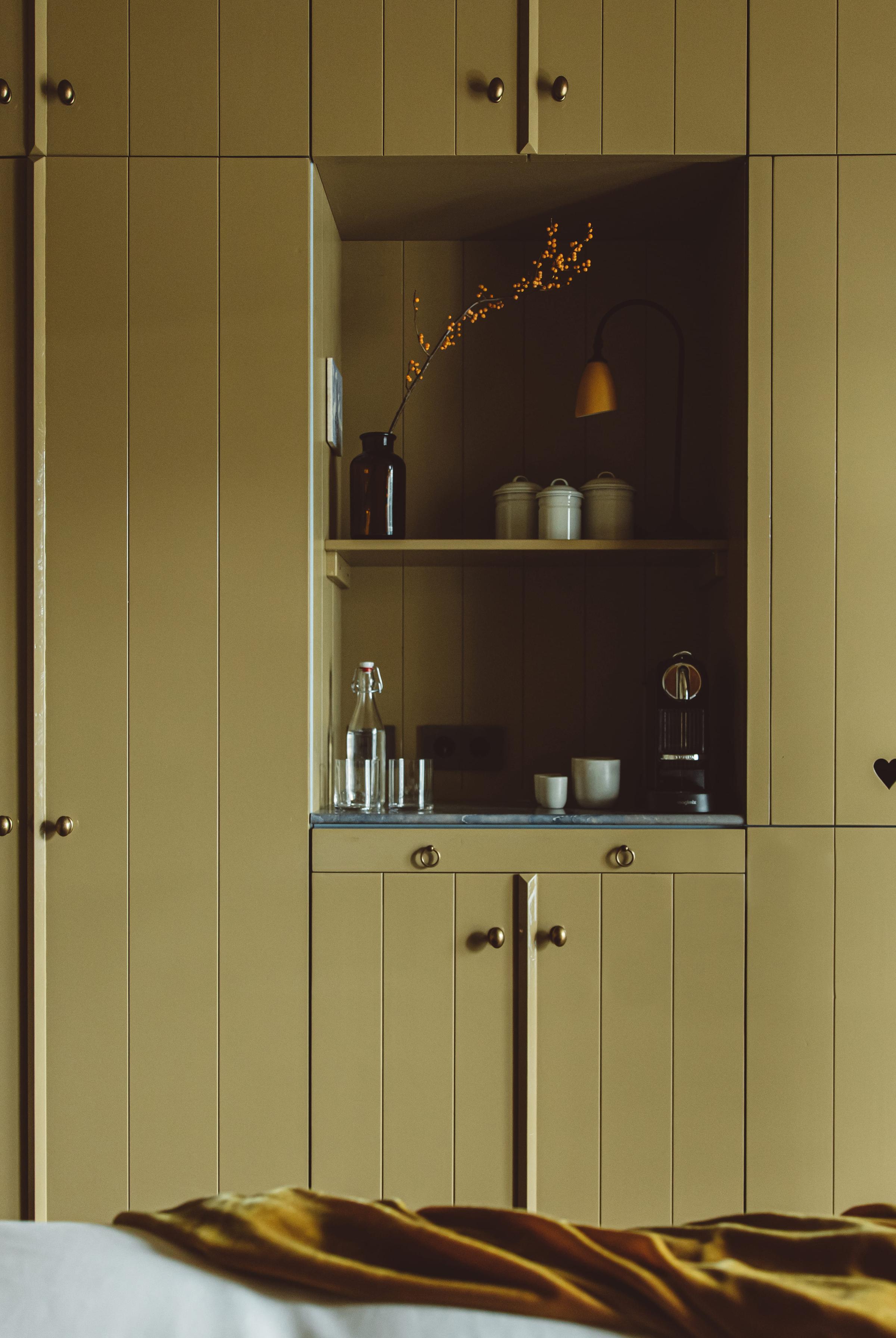 Thoughtfully designed rooms that honour both Dutch heritage and modern calm.