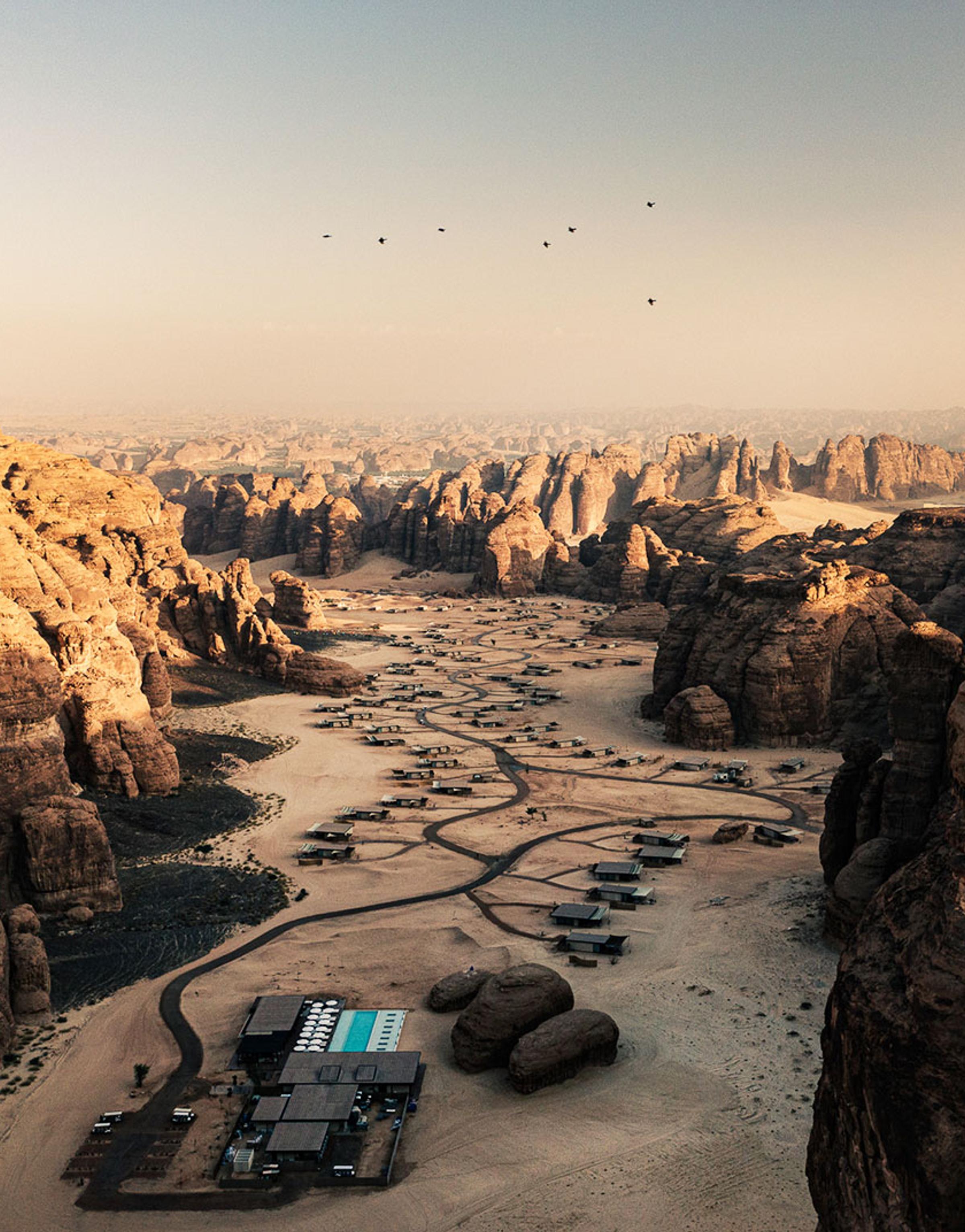 Step into stillness in AlUla. A transformational journey for executives seeking clarity, space, and inner renewal.