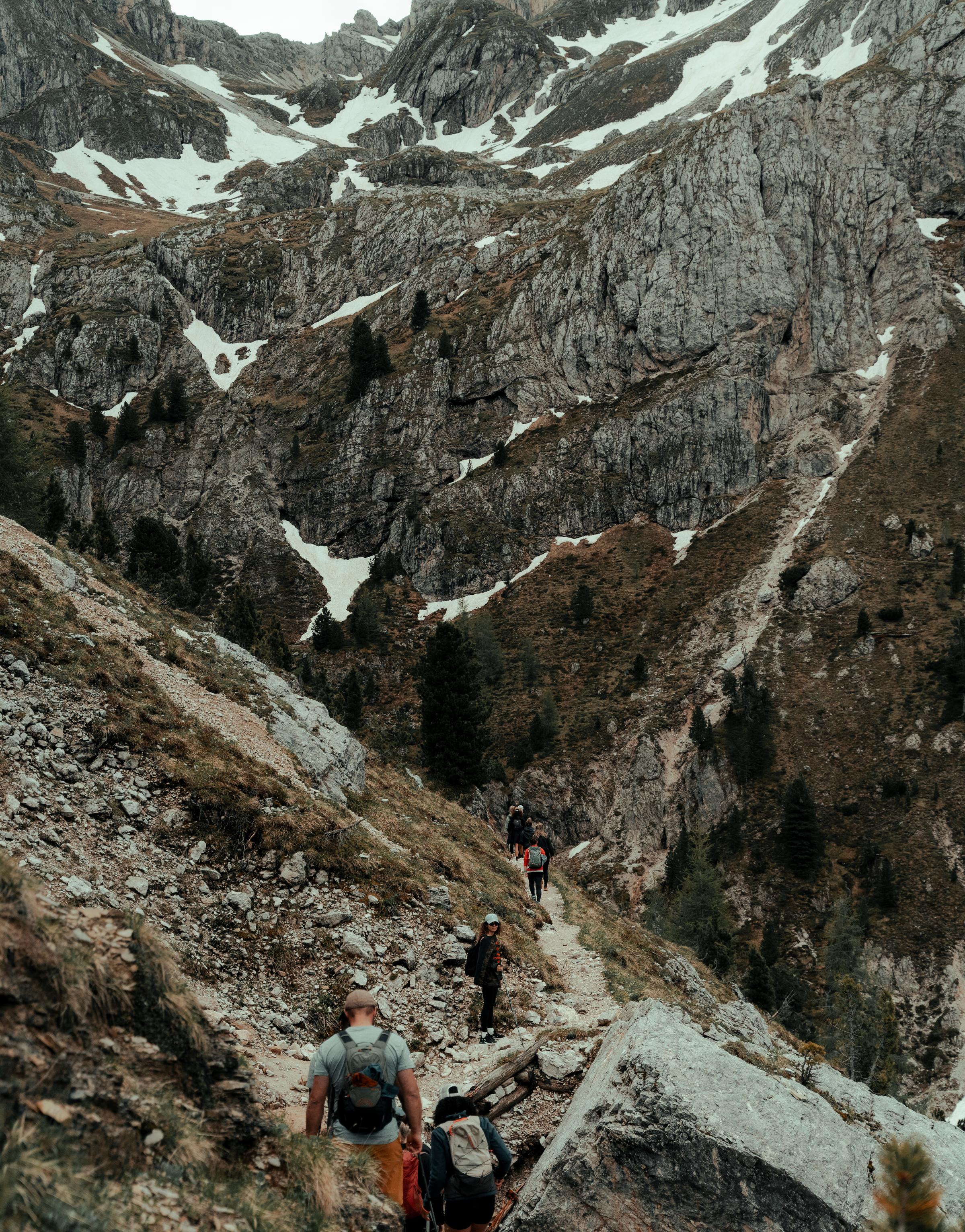 Expansive mountain landscape symbolizing leadership clarity and growth.