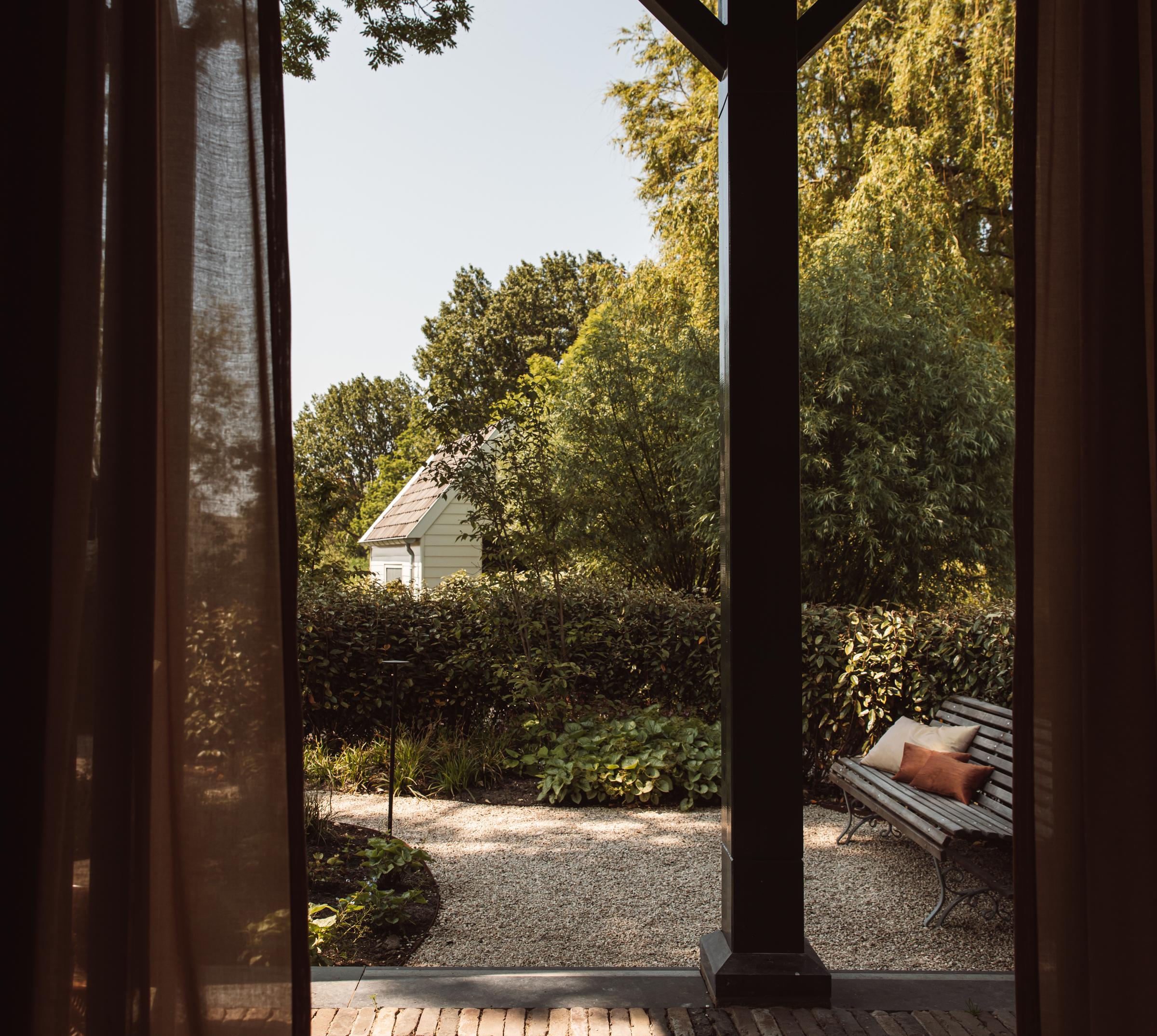 Sleep deeply, rise slowly, breathe in the countryside air.
