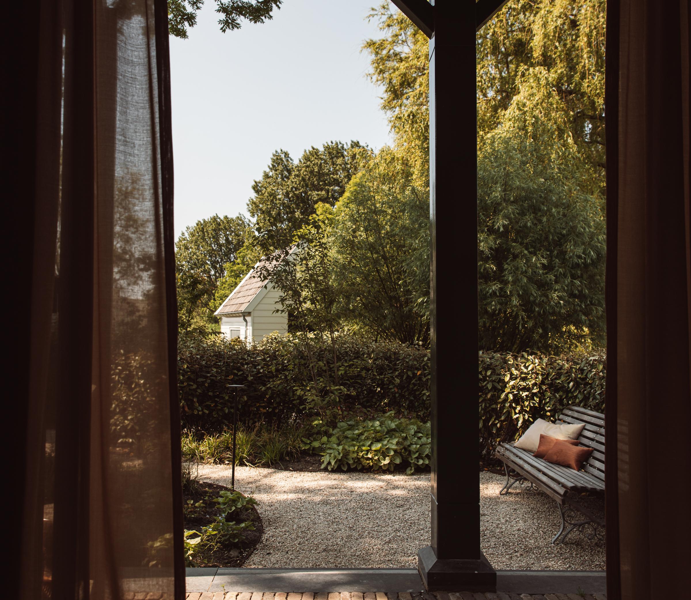 Sleep deeply, rise slowly, breathe in the countryside air.