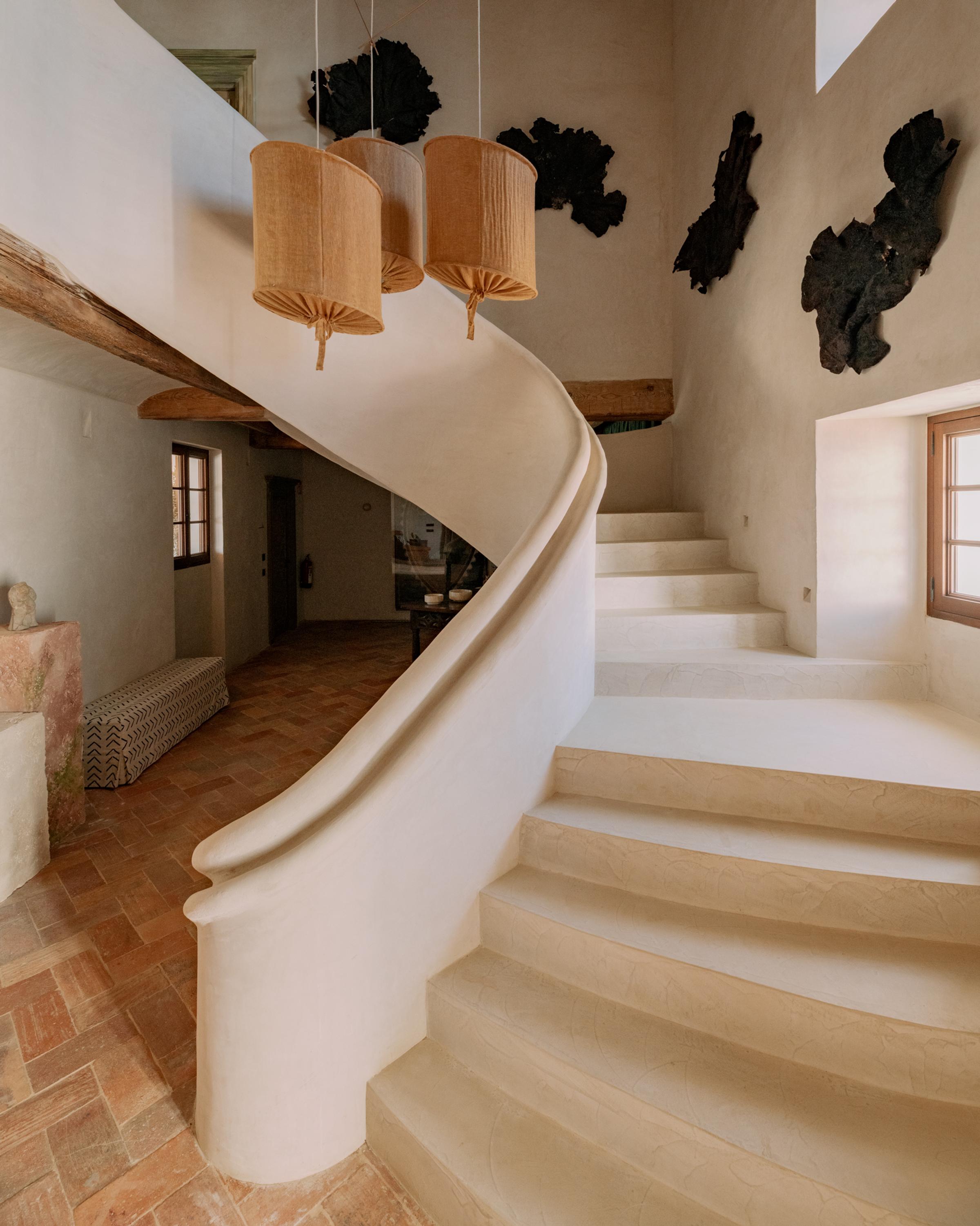 Light, space, and stillness—Son Ermita’s interiors are designed for presence. This tranquil setting in Menorca is the ideal backdrop for yoga, inner work, and complete nervous system reset.