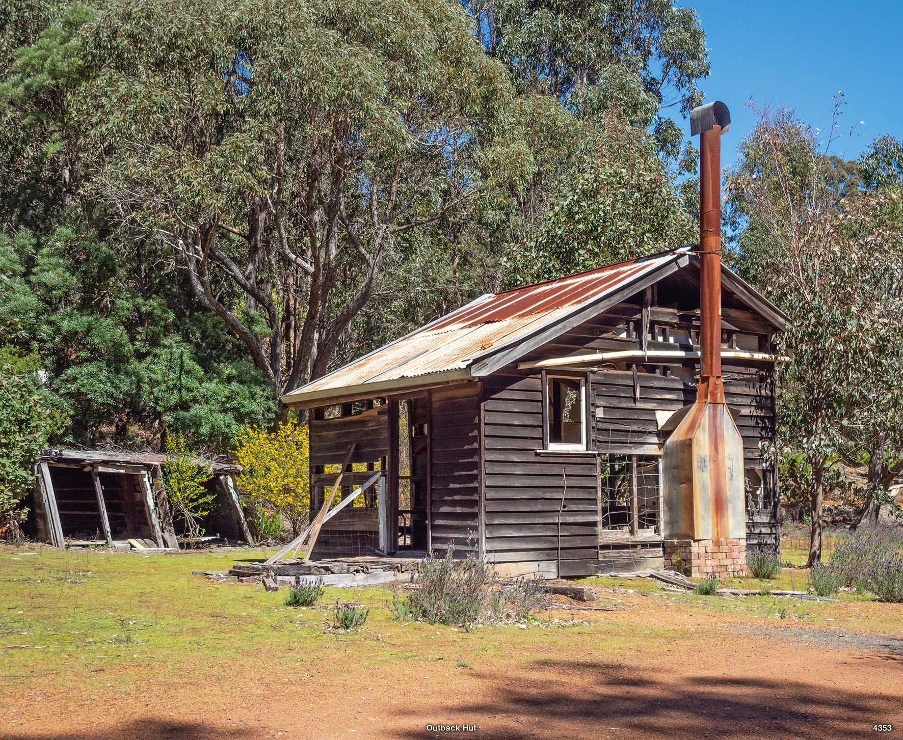 4353_Outback Hut