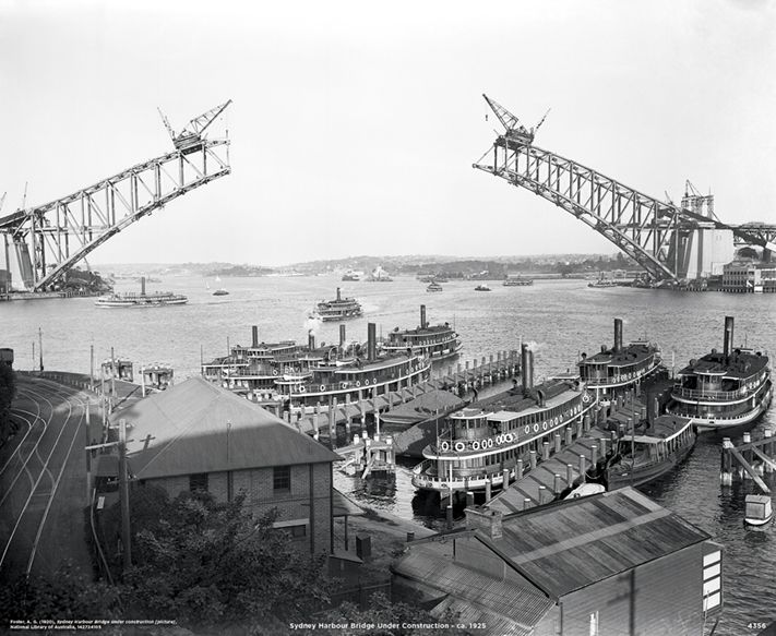 4356_Sydney Harbour Bridge under Construction