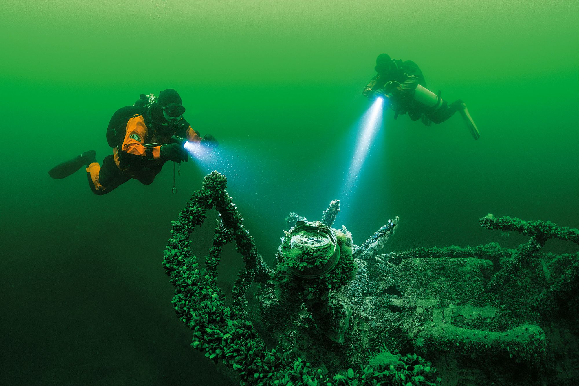 Drysuits & diving suits - Diving