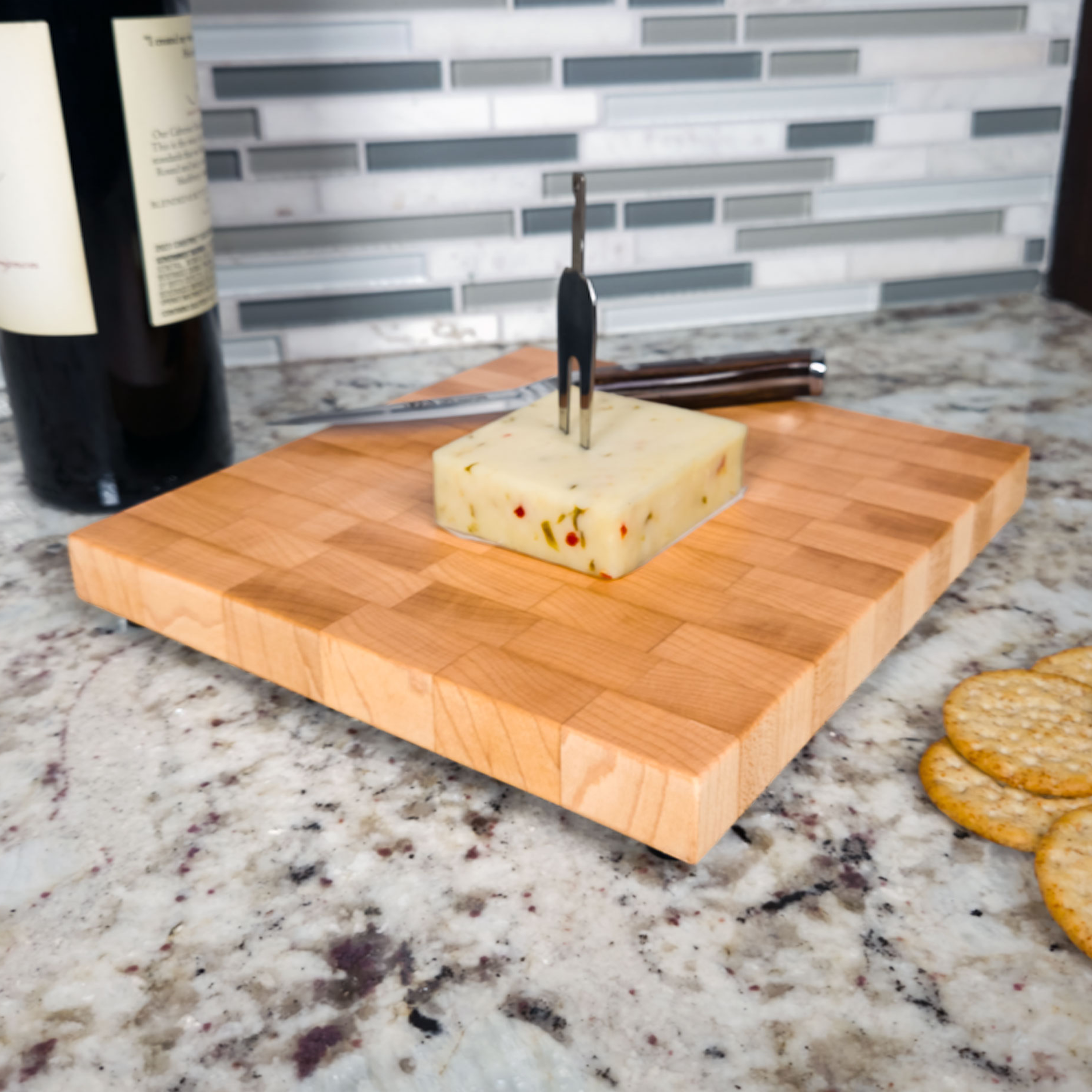 End grain maple cutting board, maple