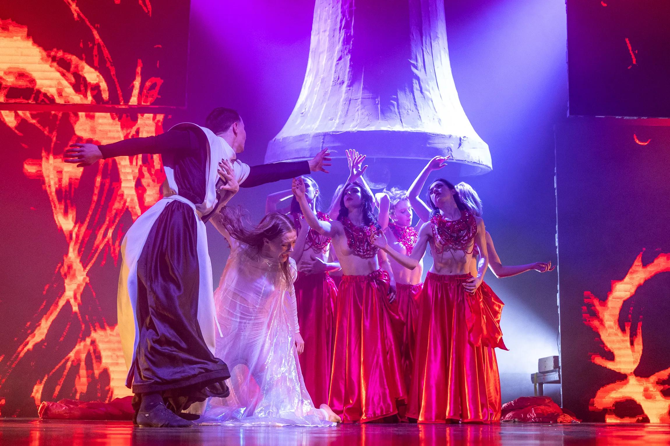 The Hunchback of Notre Dame - Image 9