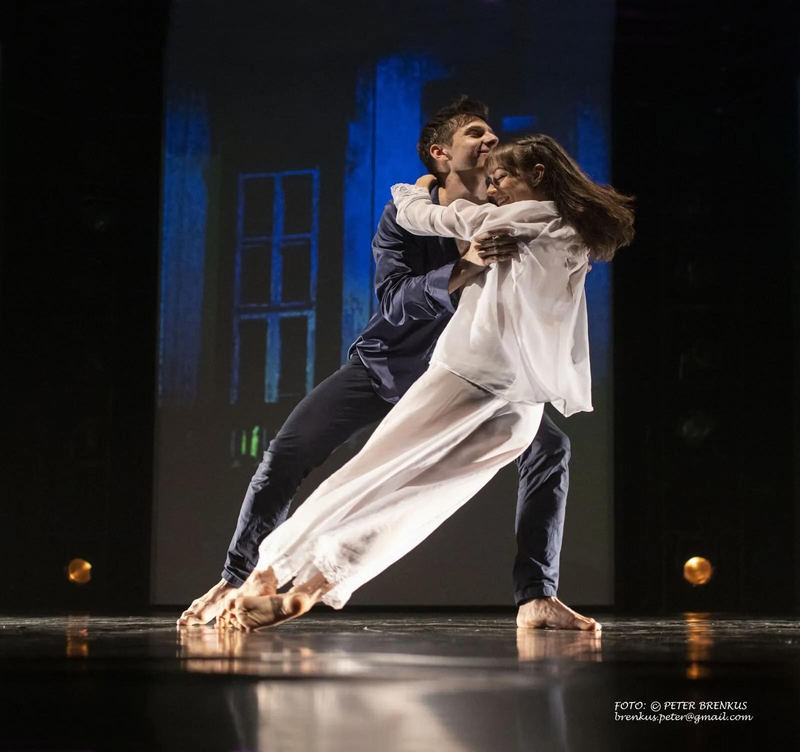 Romeo + Juliet - Image 9