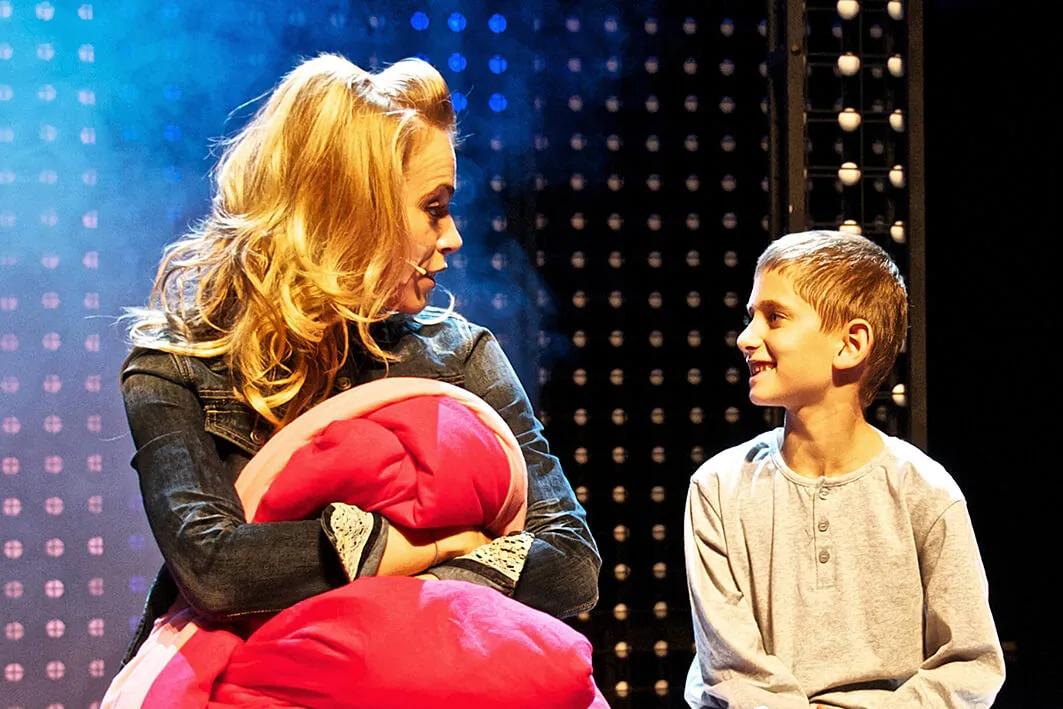 Ôsmy svetadiel (La dame aux camelias) - Image 9