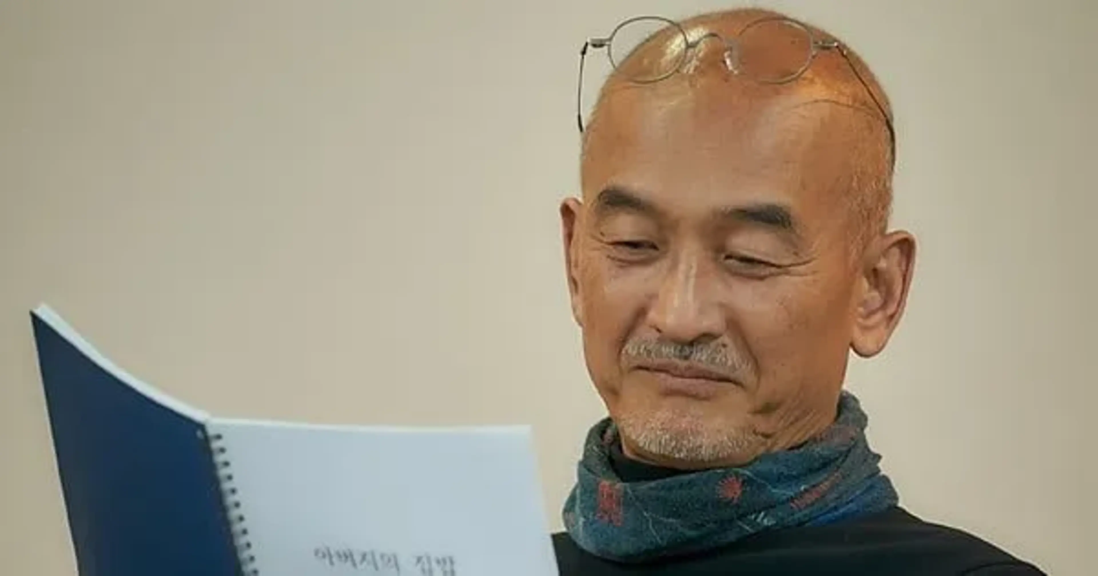 Is 'Chronos Echo' the Next Big Isekai Hit, or Just Another Time-Bending Mess?