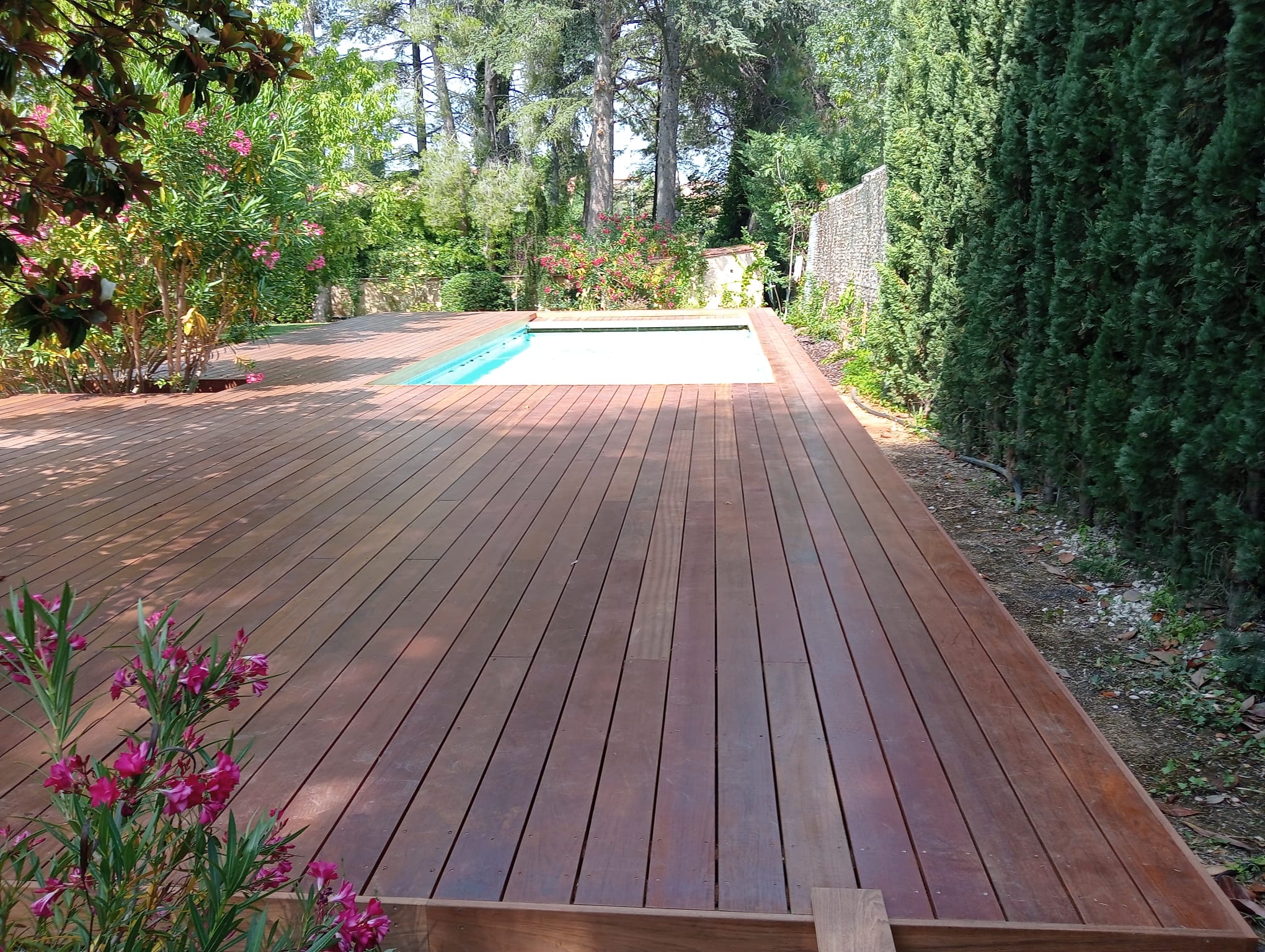 Terrasse Jatoba Aix - 100 m²