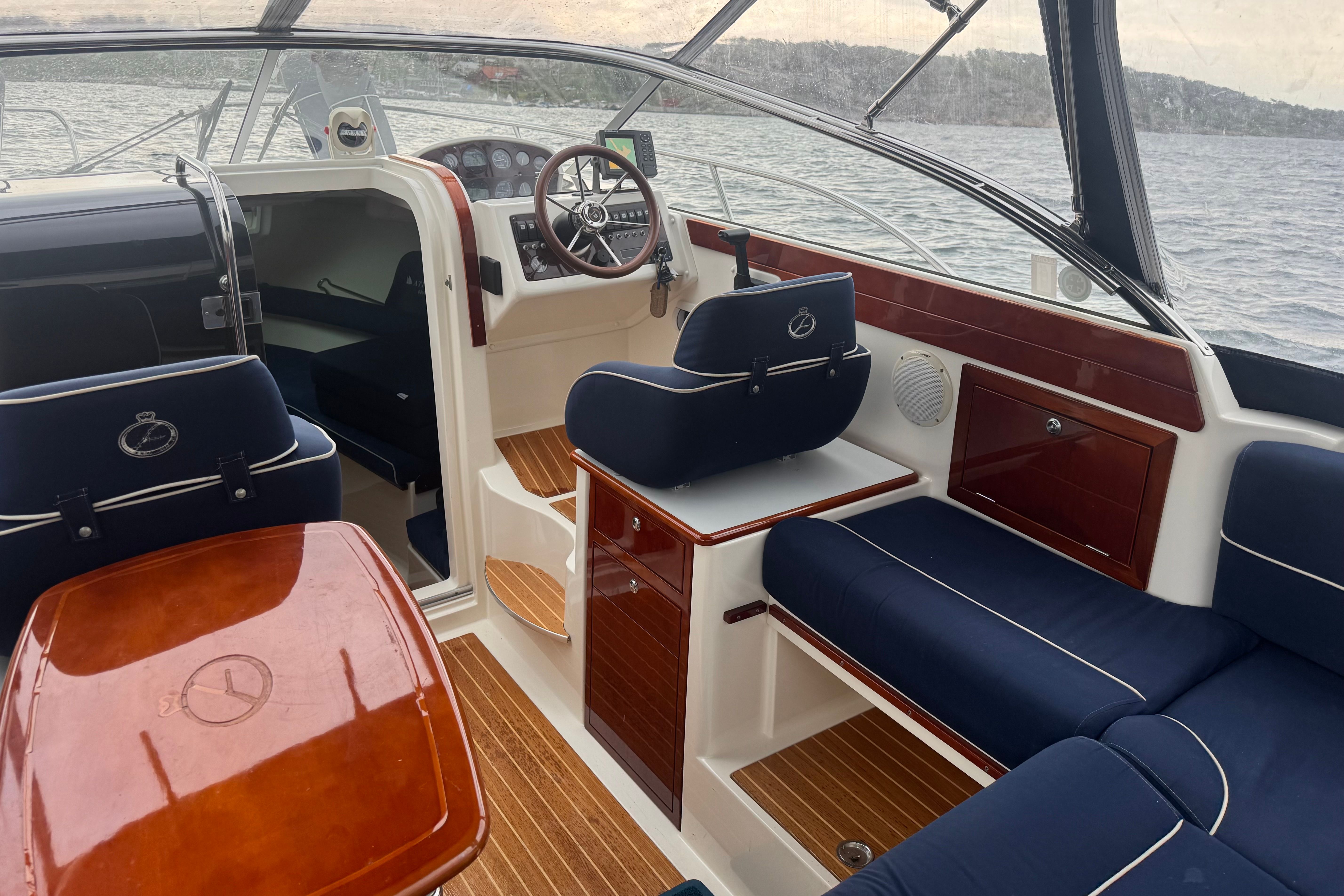 Aquador 23 DC
