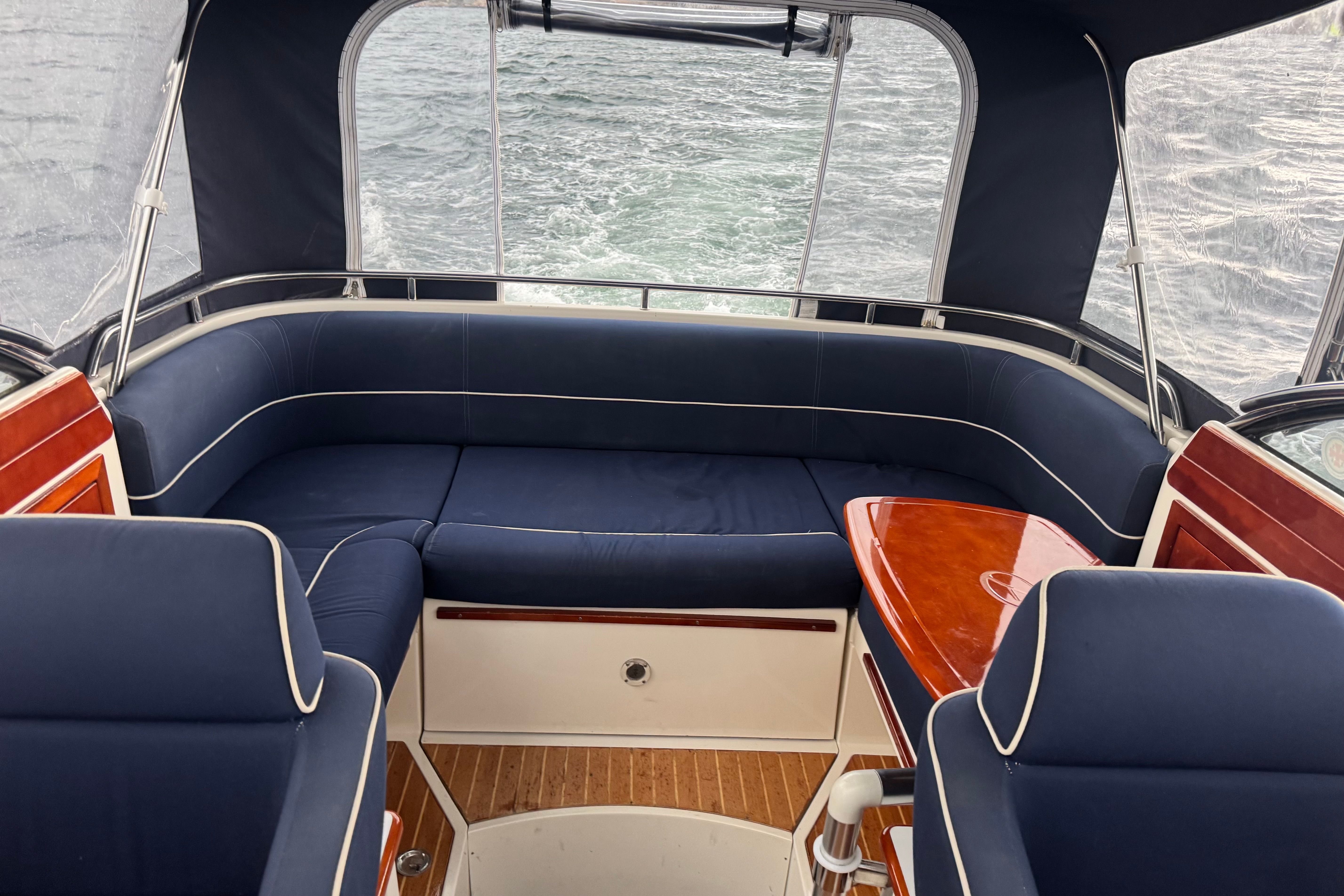 Aquador 23 DC