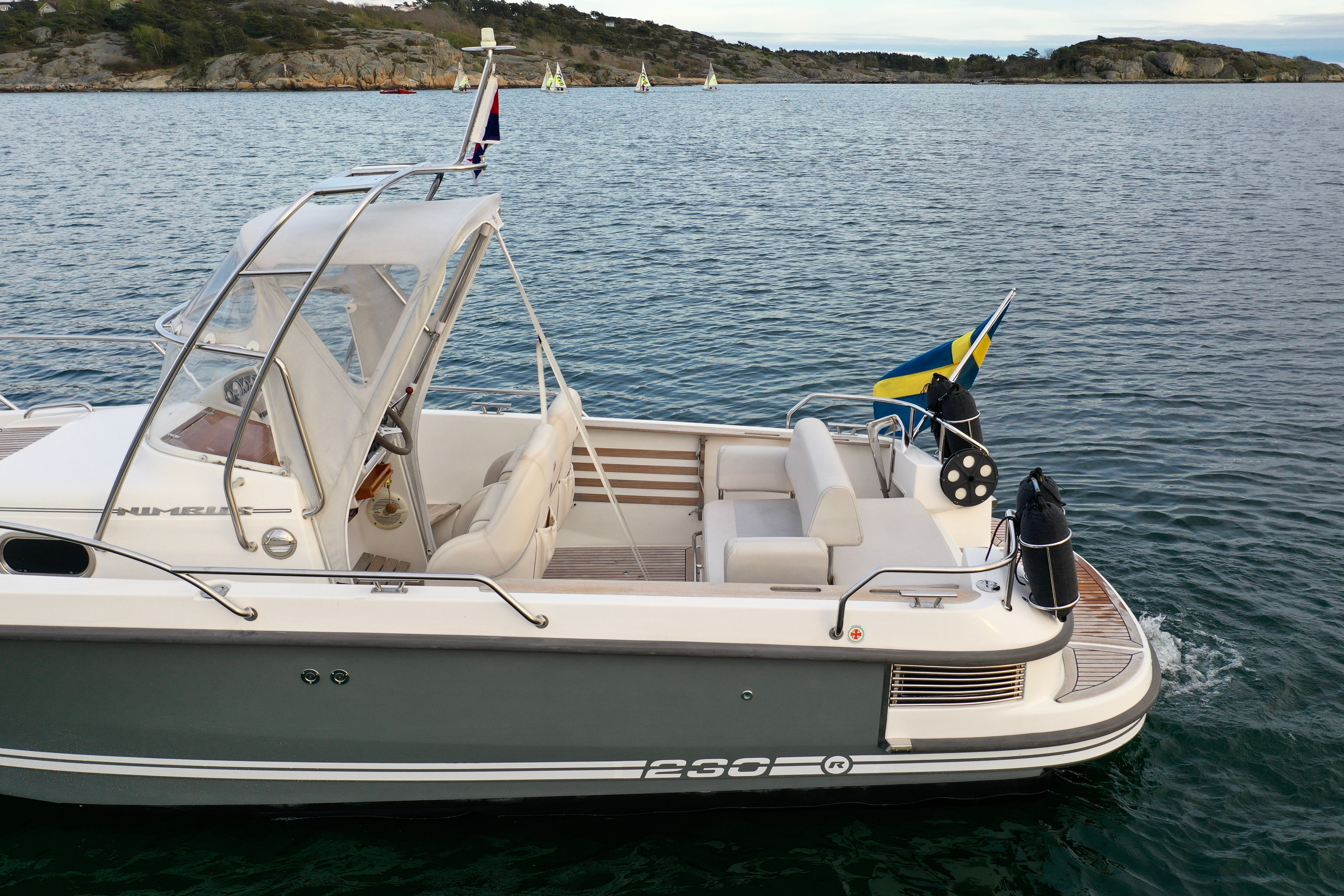 Nimbus 230 R Nova -Grå