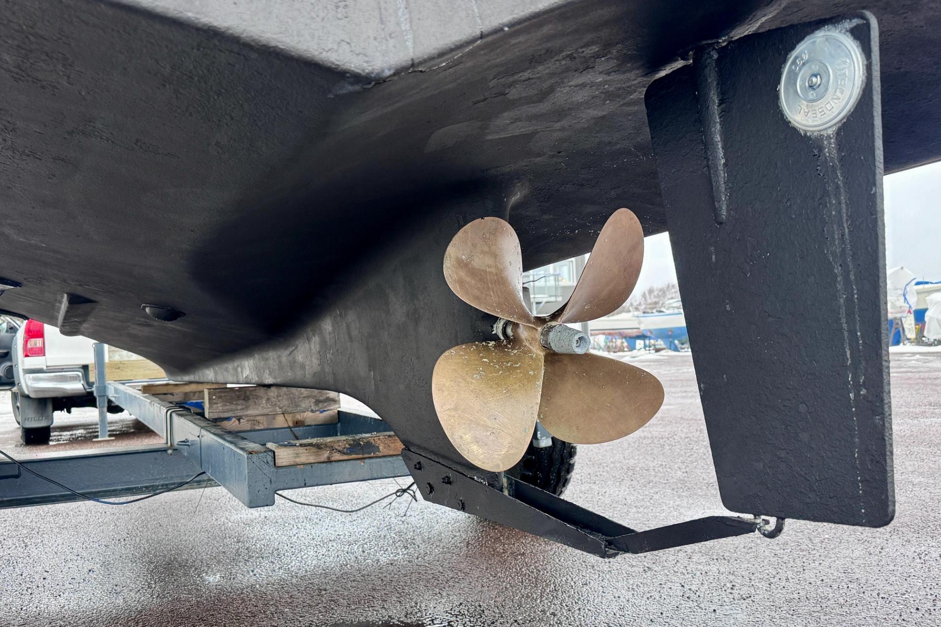 Arvor 215 fiskeutrustad