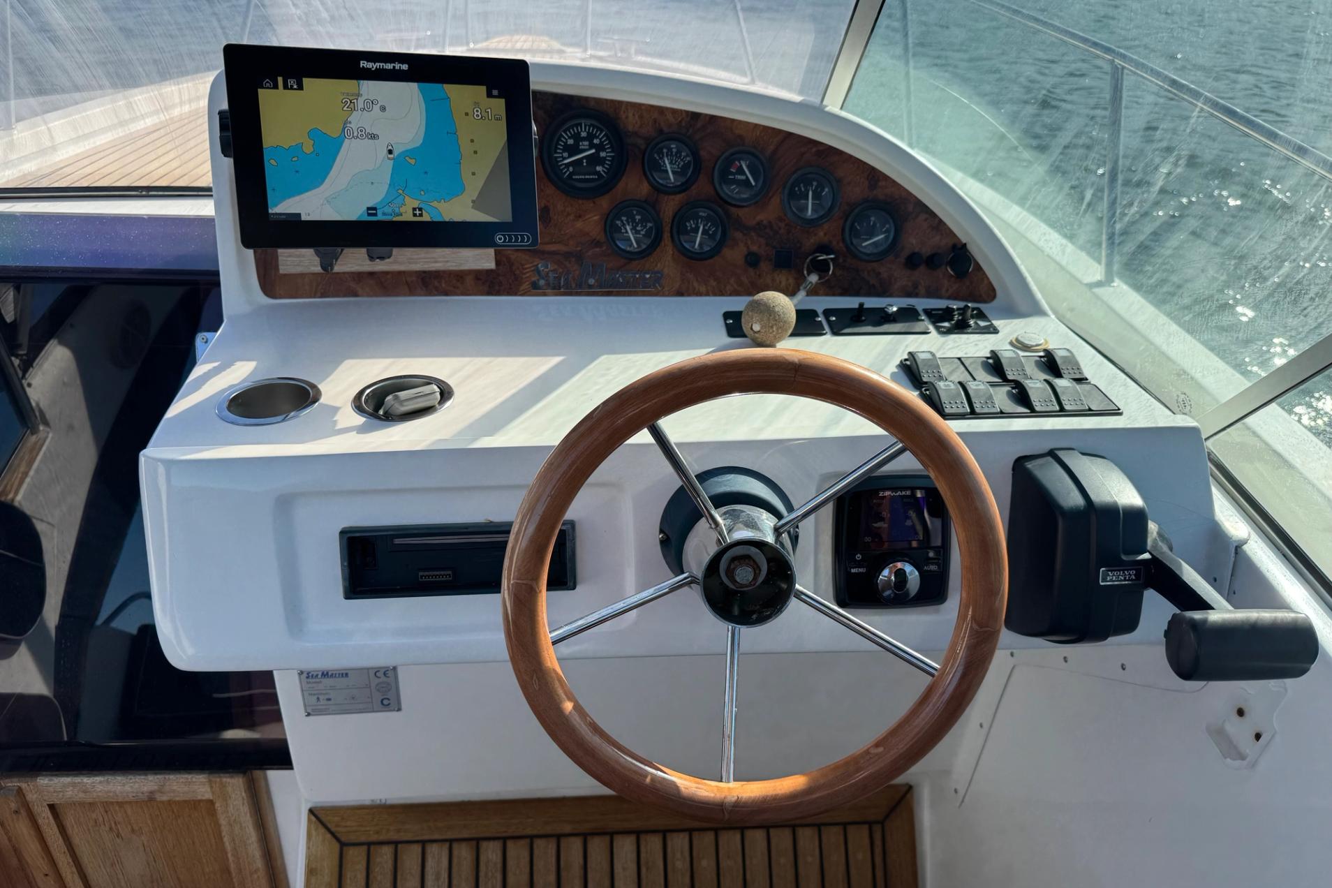 Sea Master 280 Walk Around (wa)