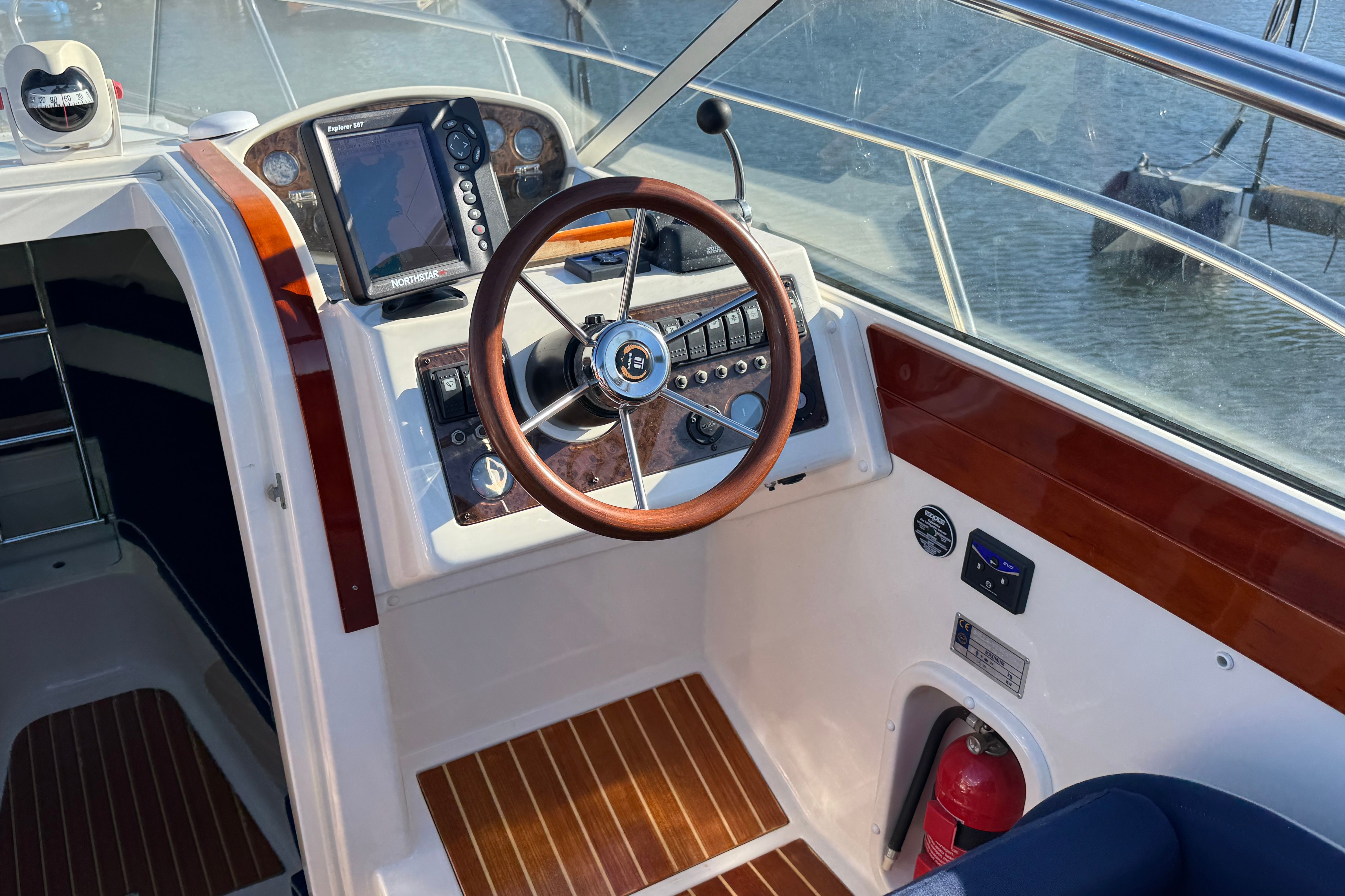 Aquador 23 DC