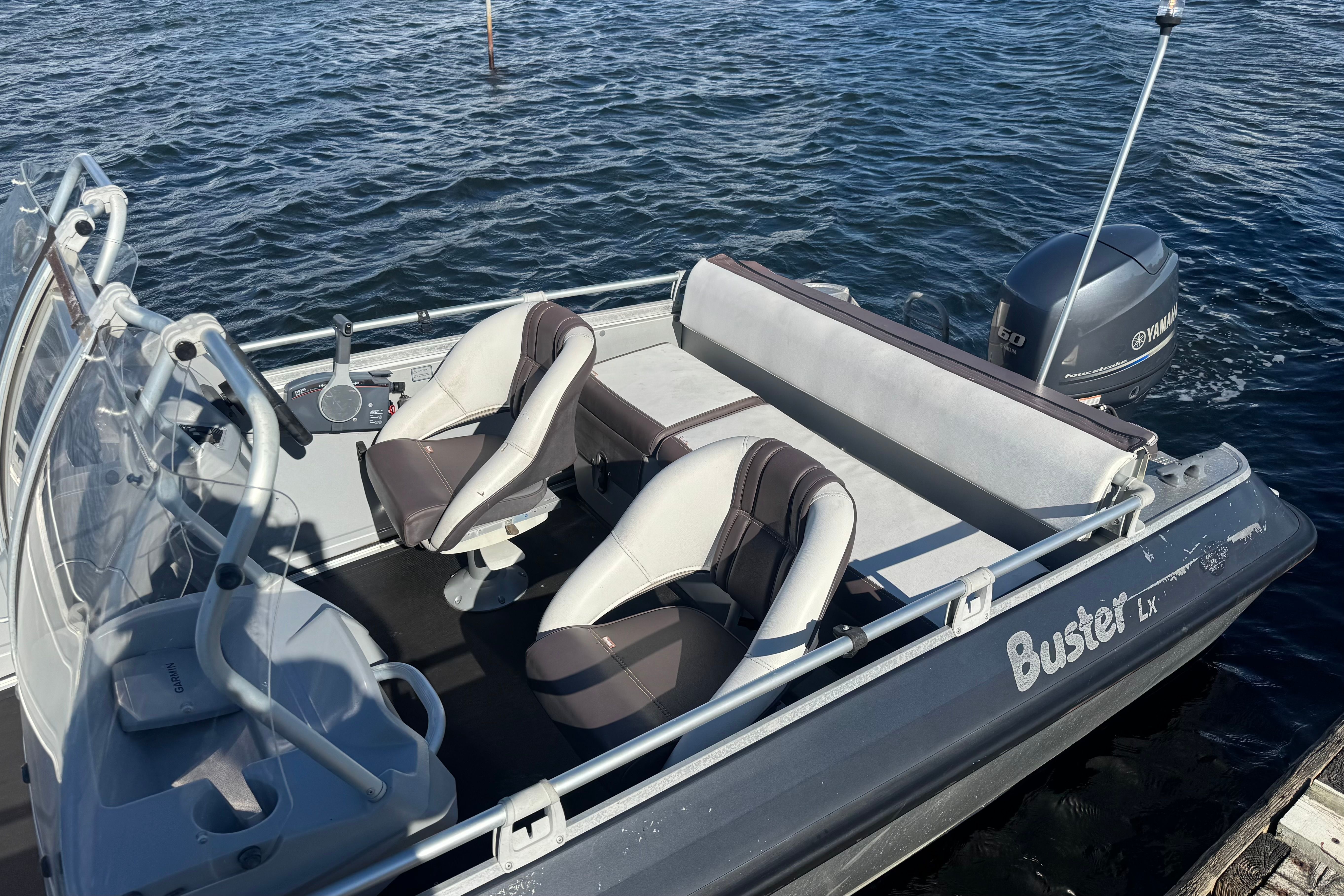 Buster Lx