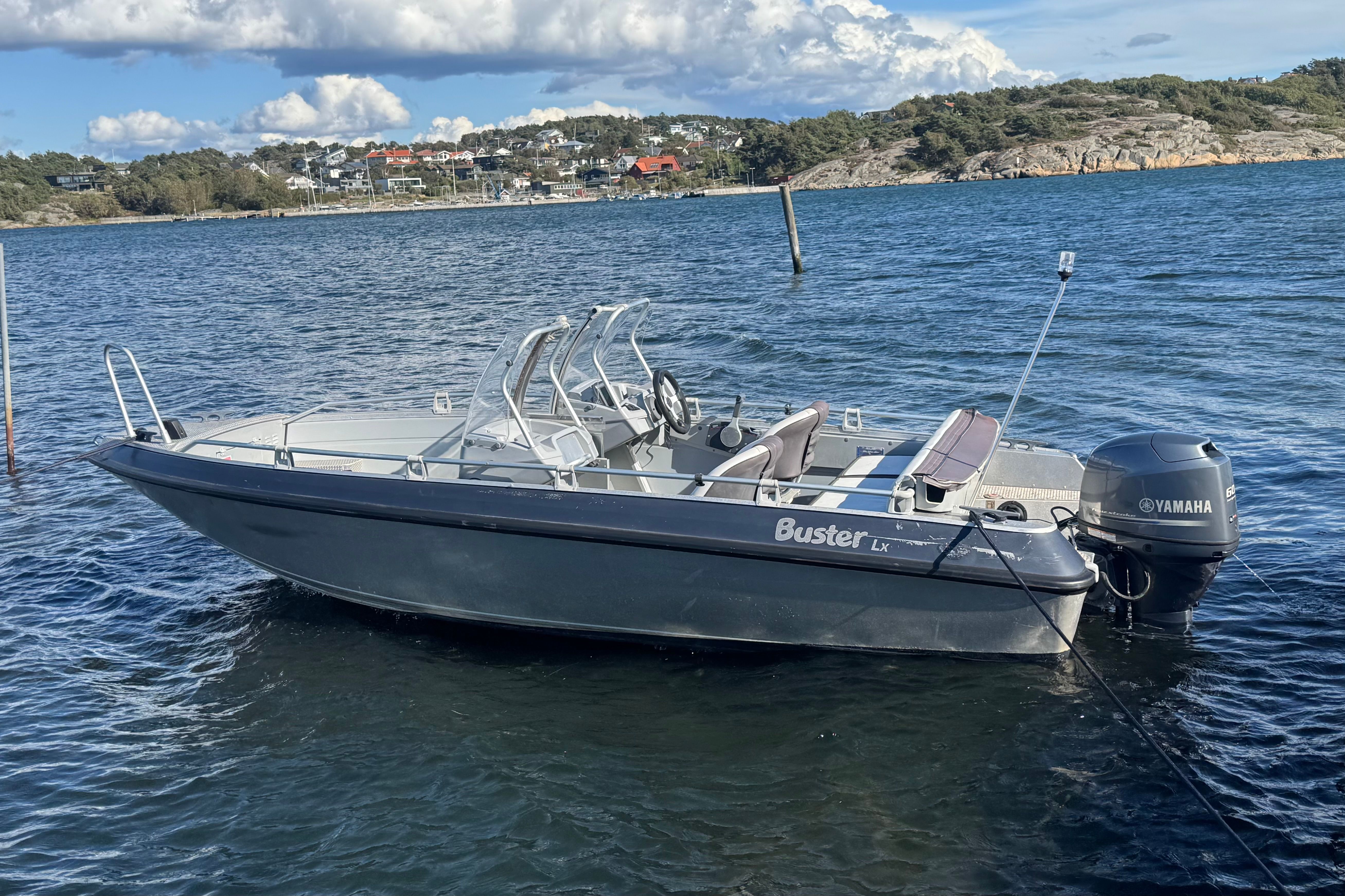 Buster Lx