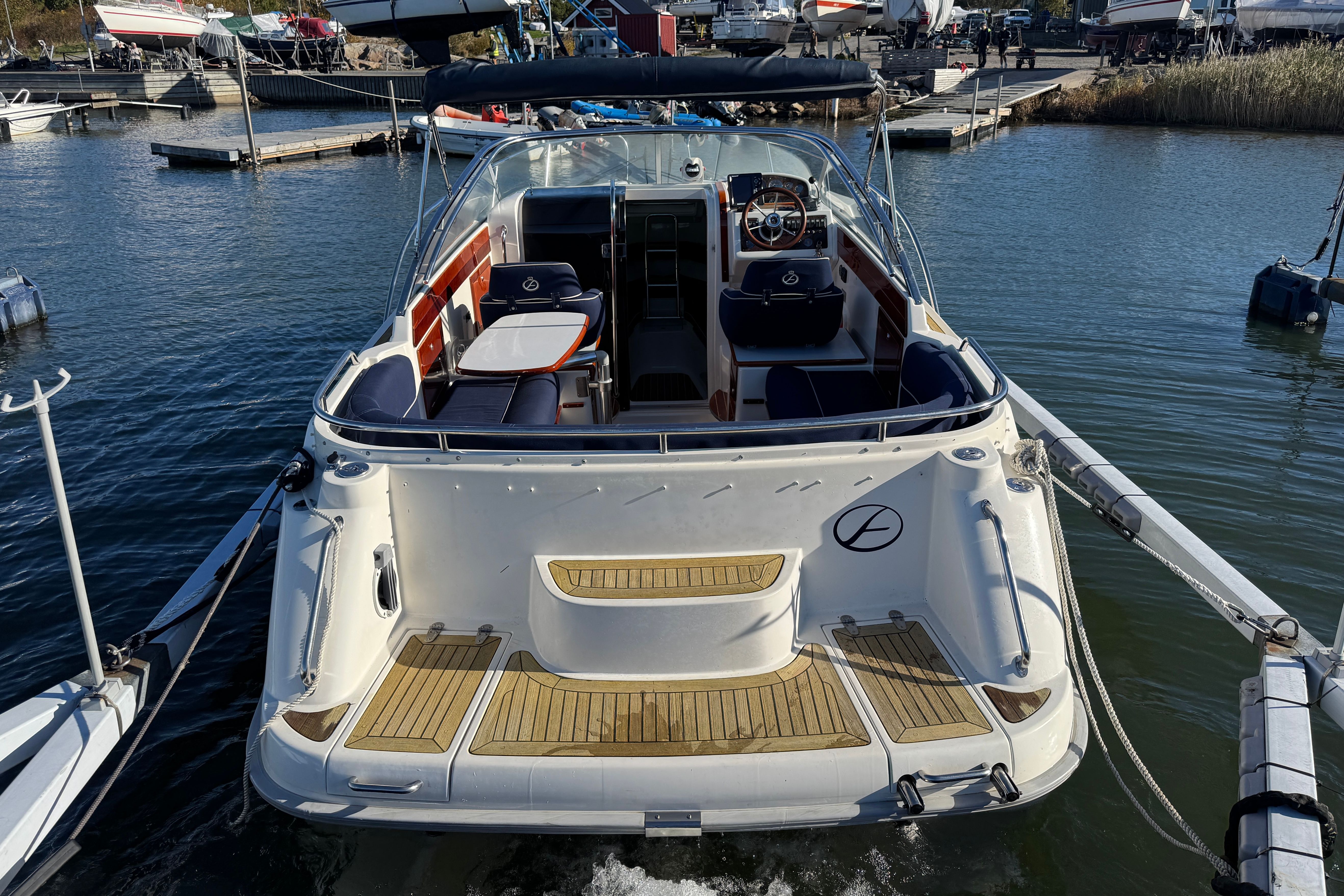 Aquador 23 DC