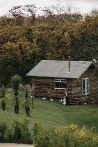 Exterior photo of the Honeymoon Cabin