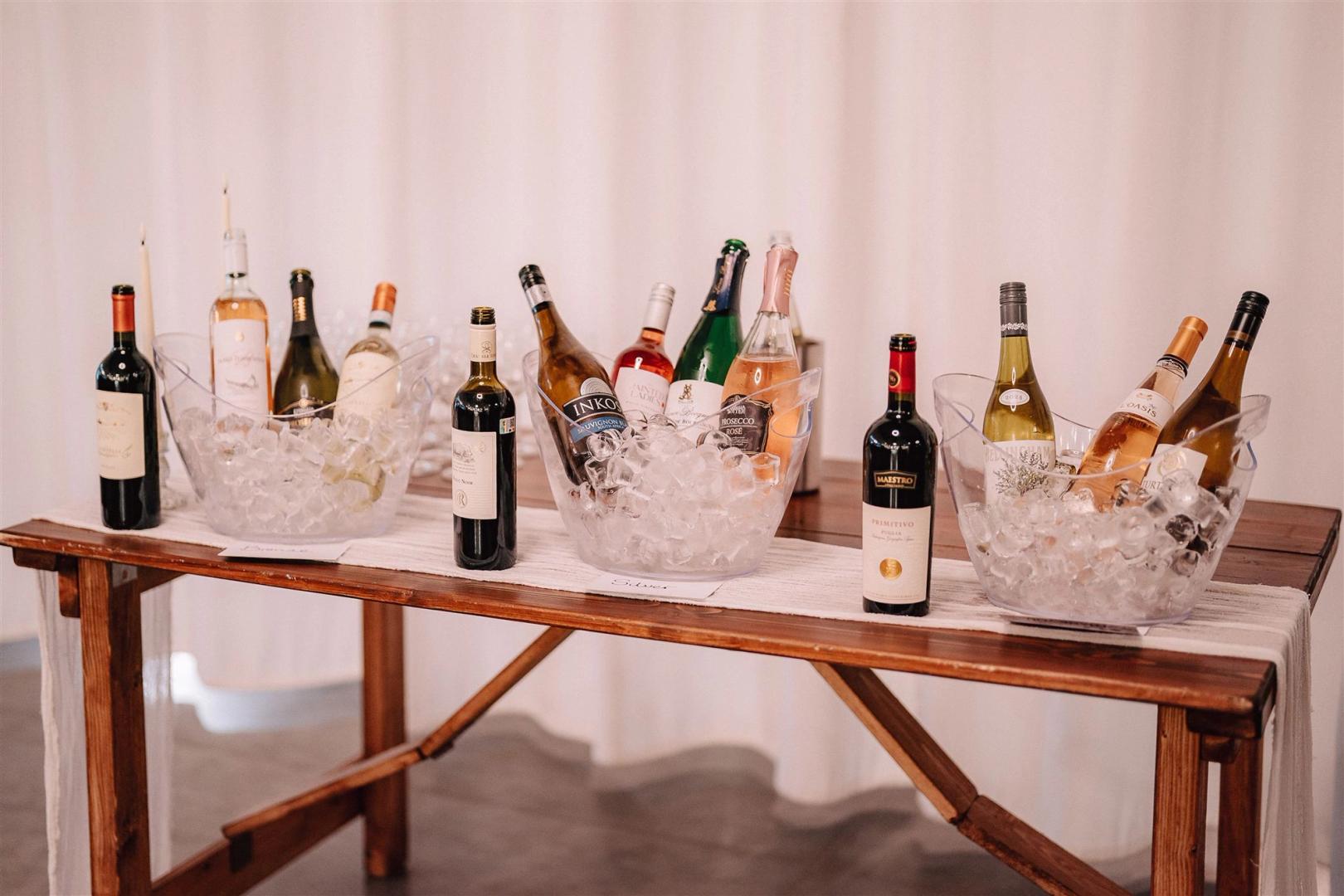 Wedding Drinks: Packages, Cocktails & Bespoke Options