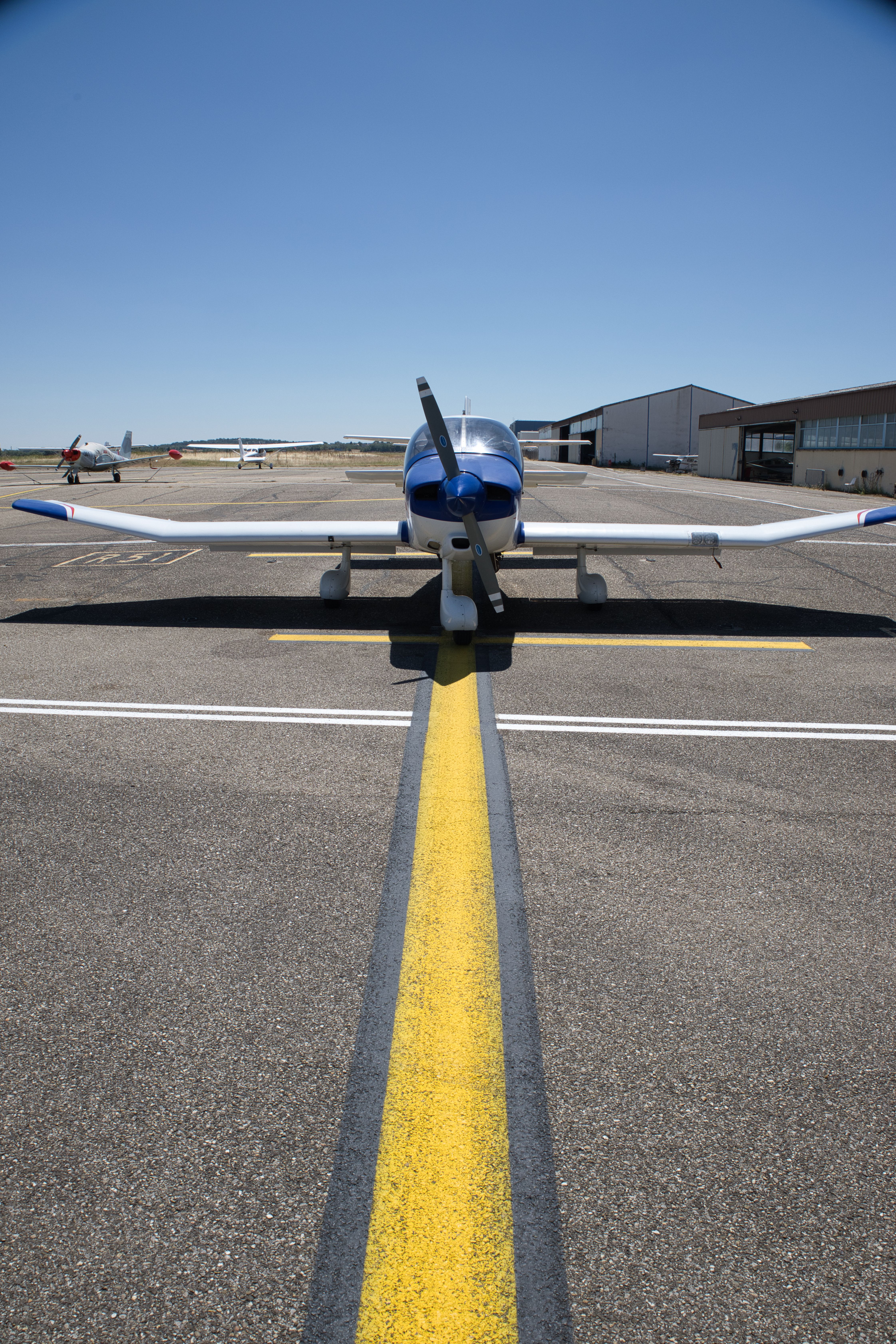 Robin DR400 F-GYPG des Ailes Lyonnaises
