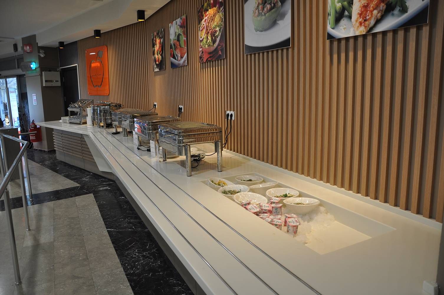Restaurant — 5