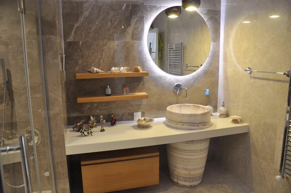 Banyo — 31