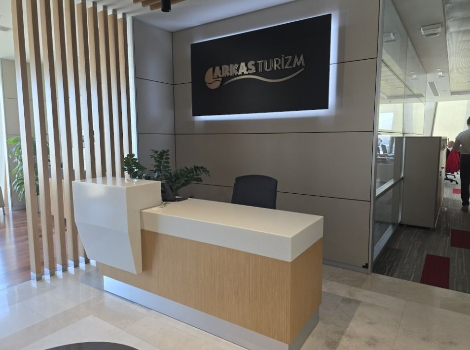 Reception Desks — 6